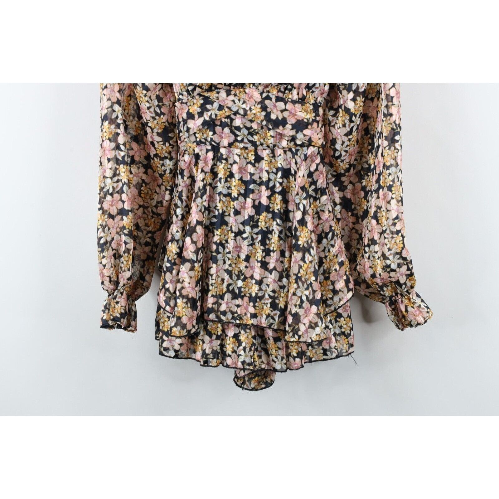 Vintage Vintage Y2K Sheer Ruffled Flower Tie Front Romper Dress Size S / US 4 / IT 40 - 3 Thumbnail