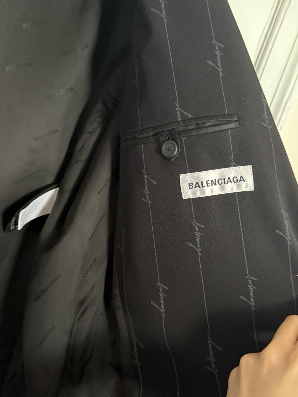 Balenciaga Balenciaga logo long blazer suit jacket Size 38R - 2 Thumbnail