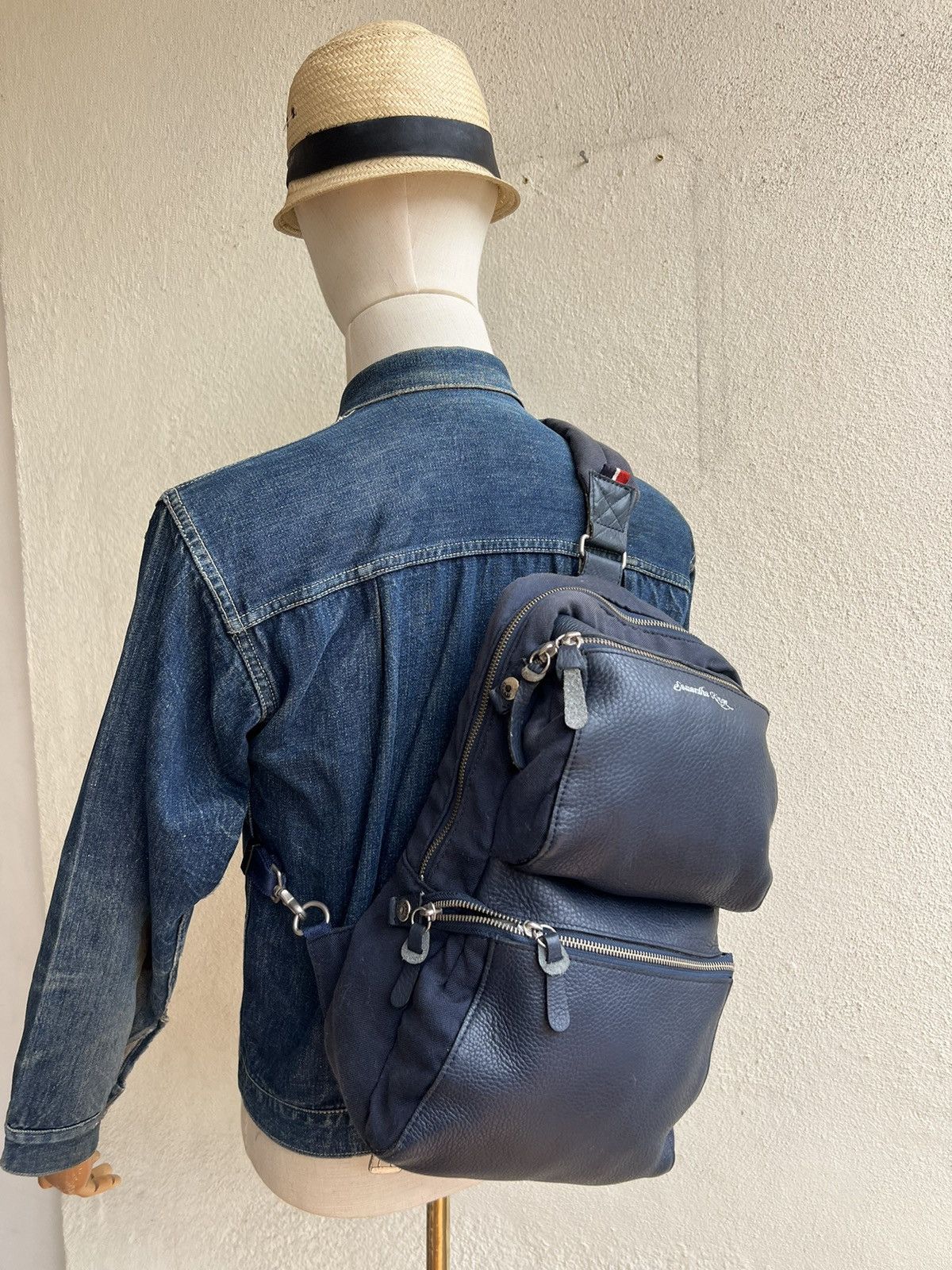 Leather VTG Samantha Kingz Japan Patina Leather Cargo Crossbody Bag Size ONE SIZE - 1 Thumbnail