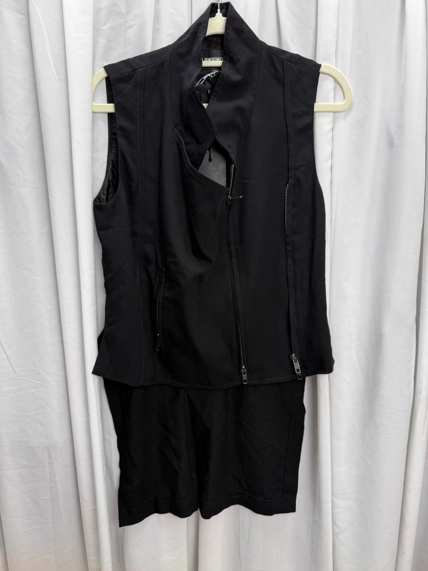 Ann Demeulemeester Ann Demeulemeester Double-Zip Satin Vest K20 Size XXS / US 00 / IT 34 - 8 Thumbnail