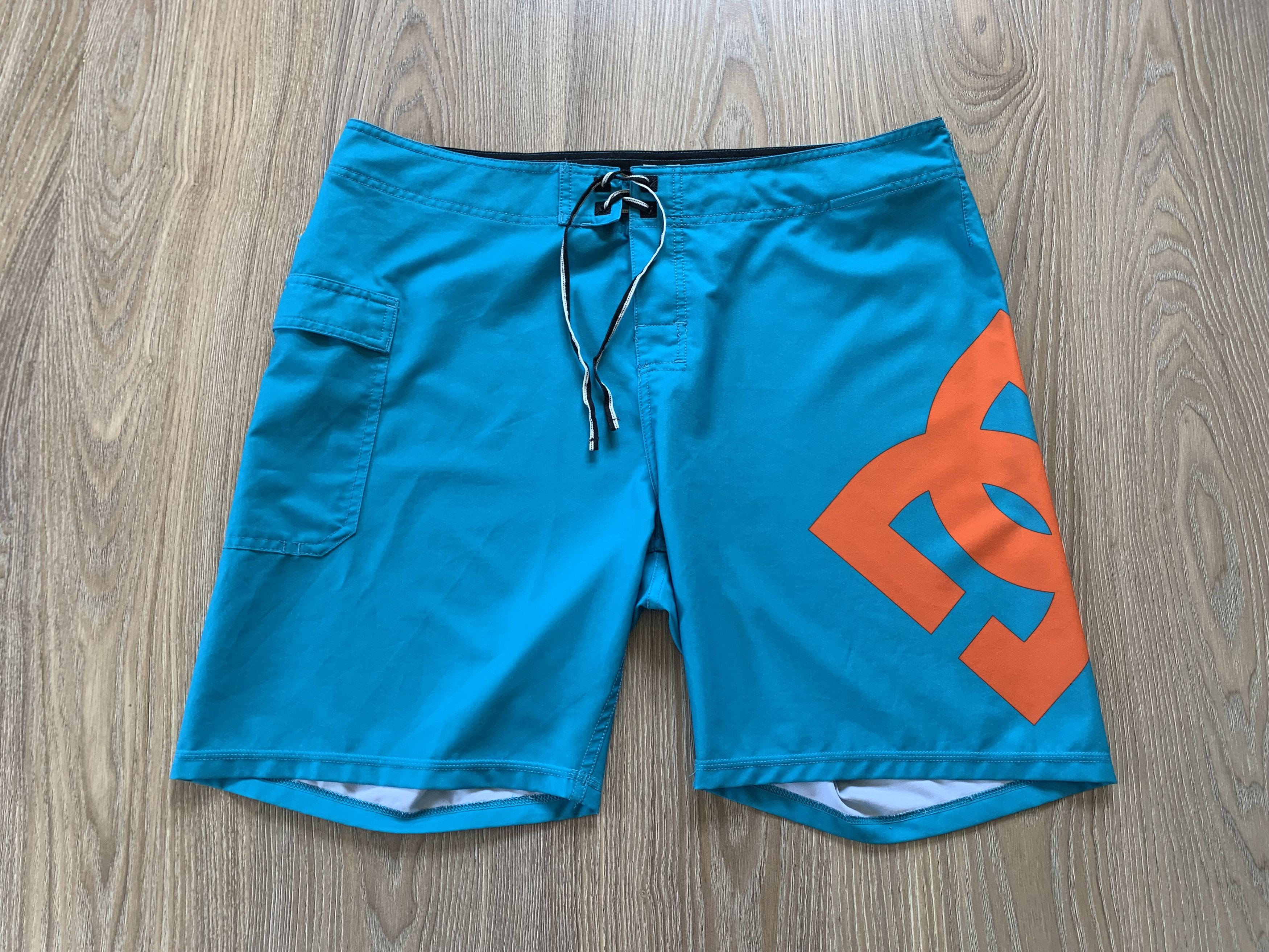DC DC Shoes Printed Swim Shorts Size US 36 / EU 52 - 2 Thumbnail