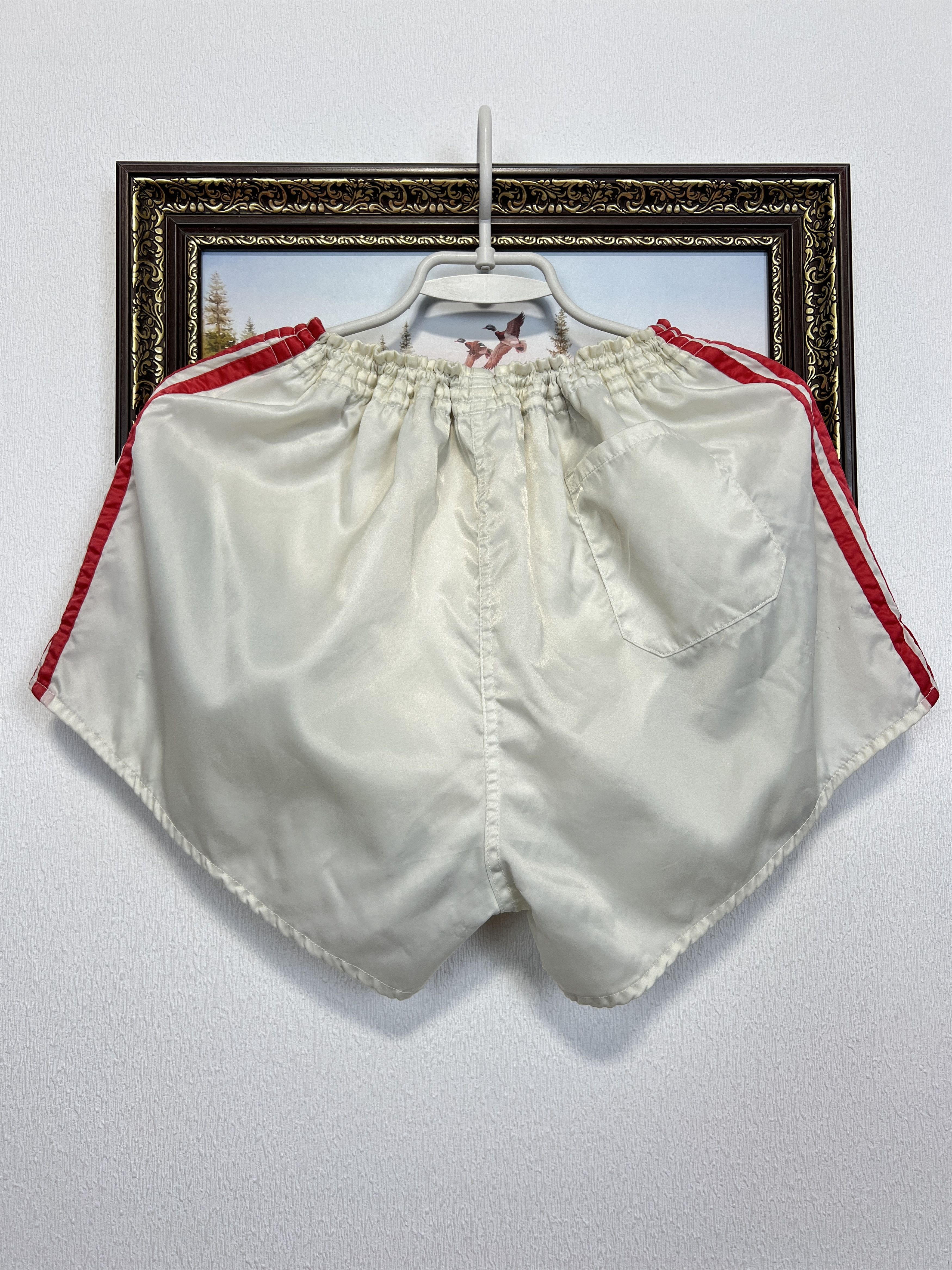 Adidas Vintage Adidas Nylon White Shorts Run Athletic Rare Hype Size US 34 / EU 50 - 10 Thumbnail