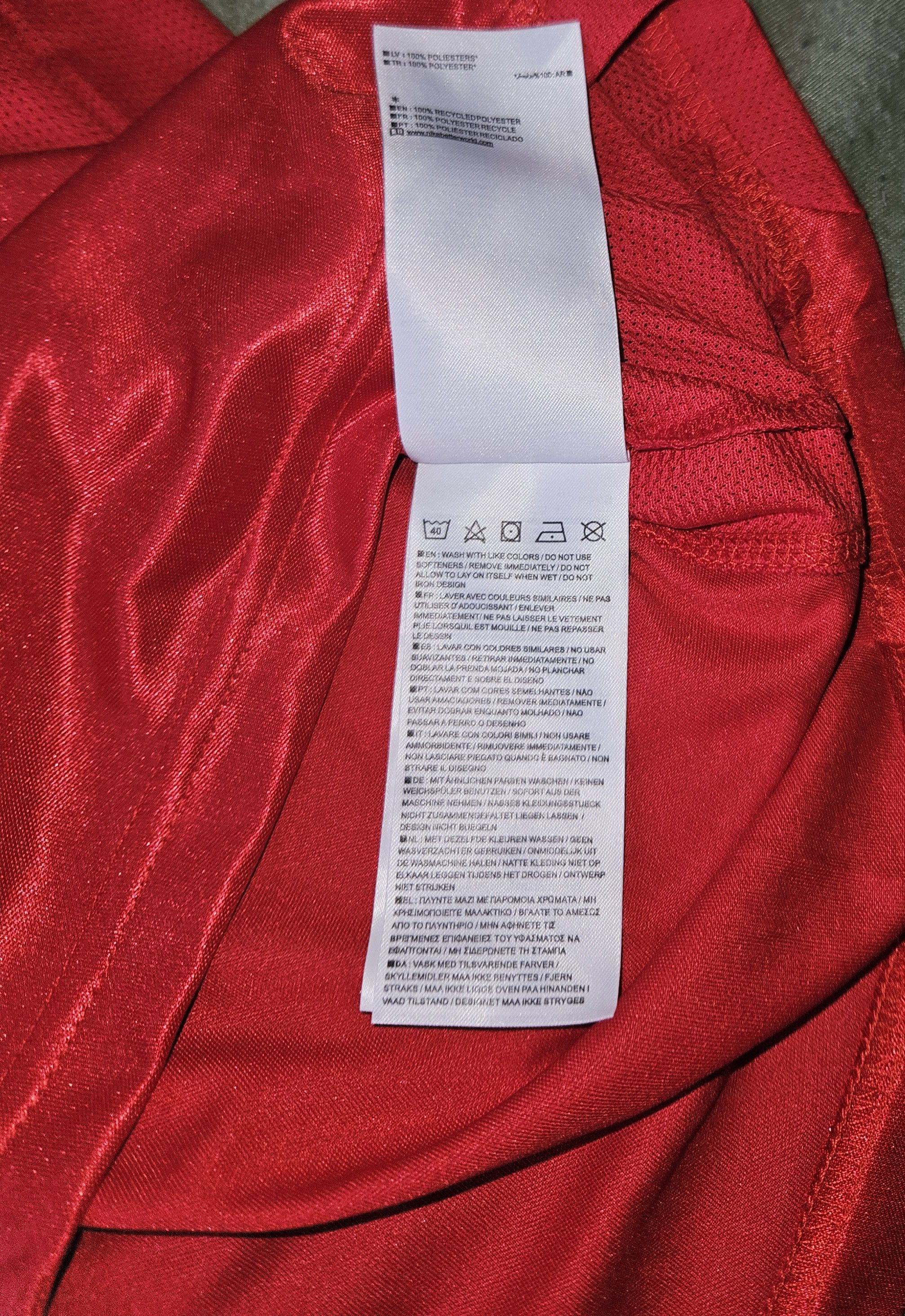 Other 14 Arsenal 2000–2001 Vintage Soccer Jersey Trikot Size US L / EU 52-54 / 3 - 8 Thumbnail