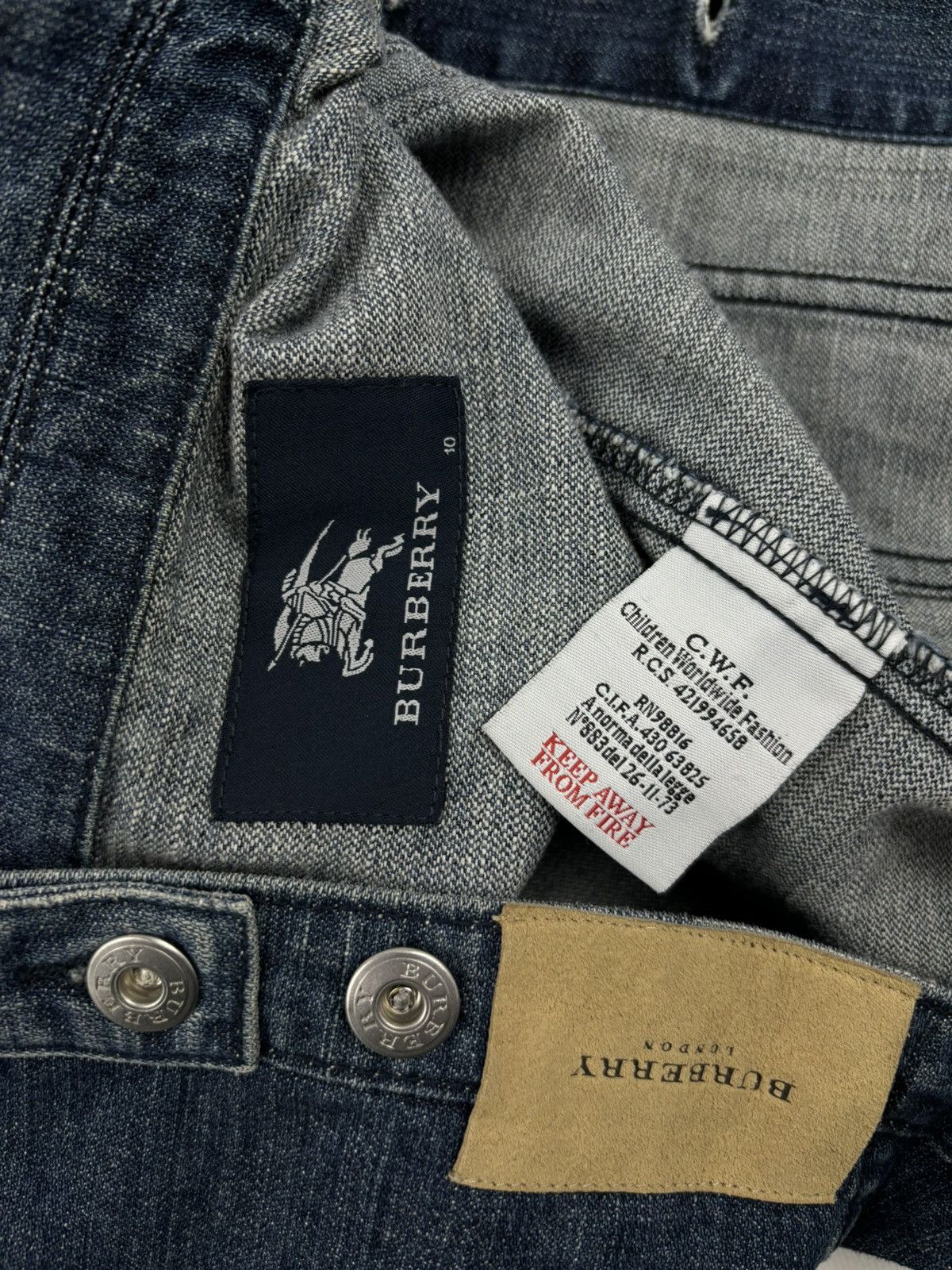 Burberry × Burberry Prorsum × Vintage BURBERRYS Nova Check Trim Denim Blue Trucker Buttons Jacket Jean Crop Bomber XS-S Size XS / US 0-2 / IT 36-38 - 17 Thumbnail