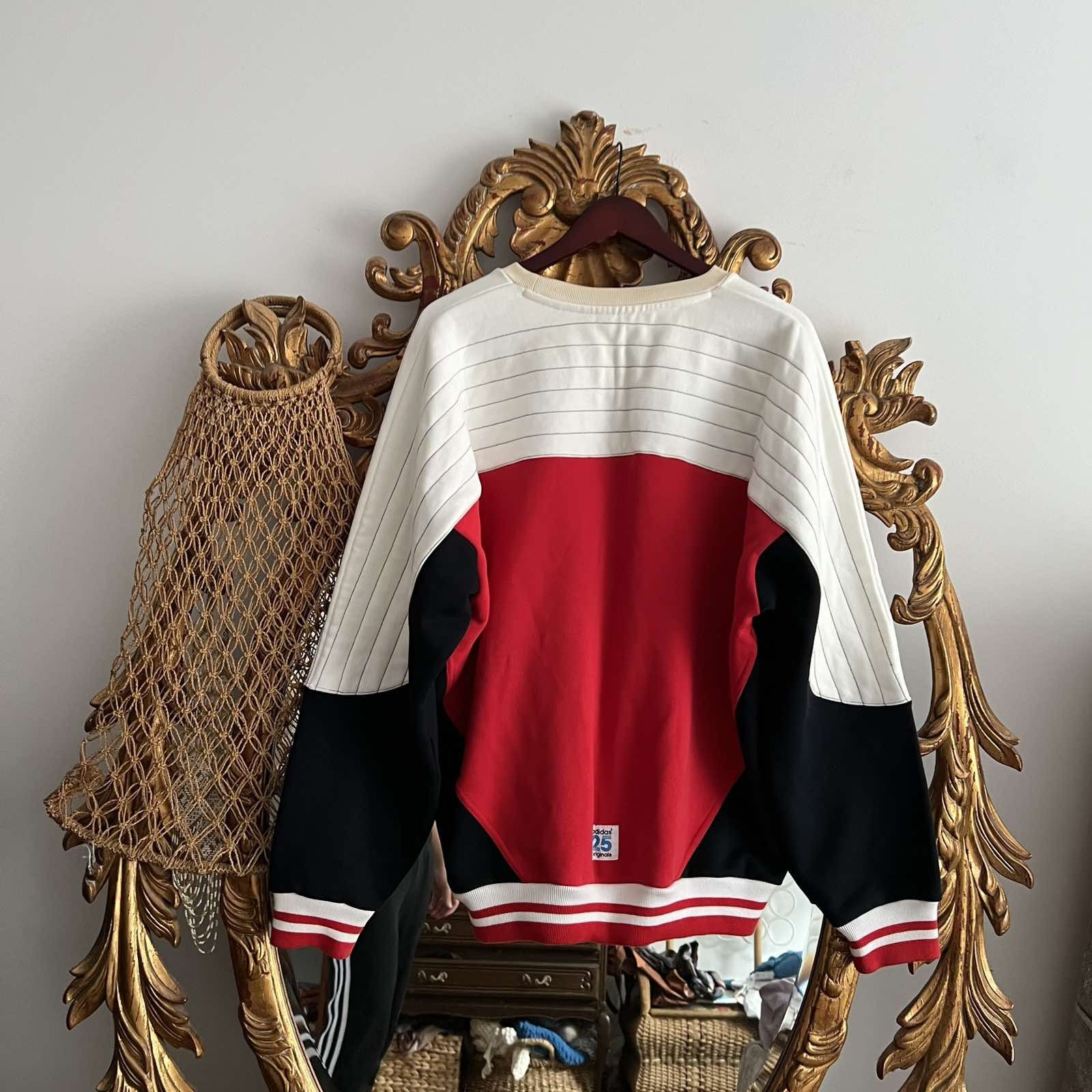 Adidas ADIDAS x NIGO COLLABORATION SWEATSHIRT SZ L Size US L / EU 52-54 / 3 - 2 Thumbnail