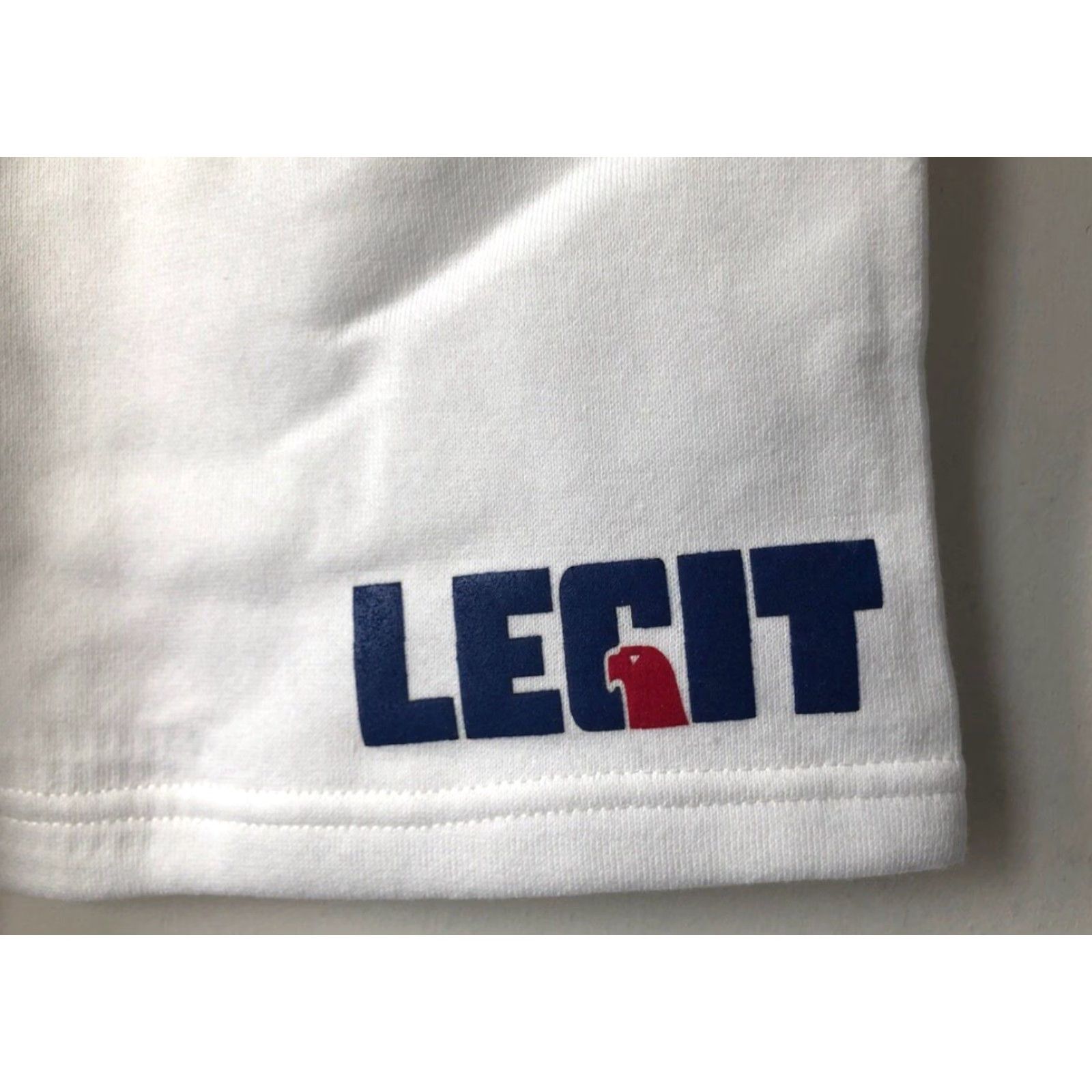 Russell Athletic VINTAGE Russell Athletic Sweat Shorts Mens M White 90s NWOT Deadstock 13.5” Waist 5.5” Inseam Royal Blue Red Logo Drawstring Pockets Made in USA Legit Size US 31 - 2 Thumbnail
