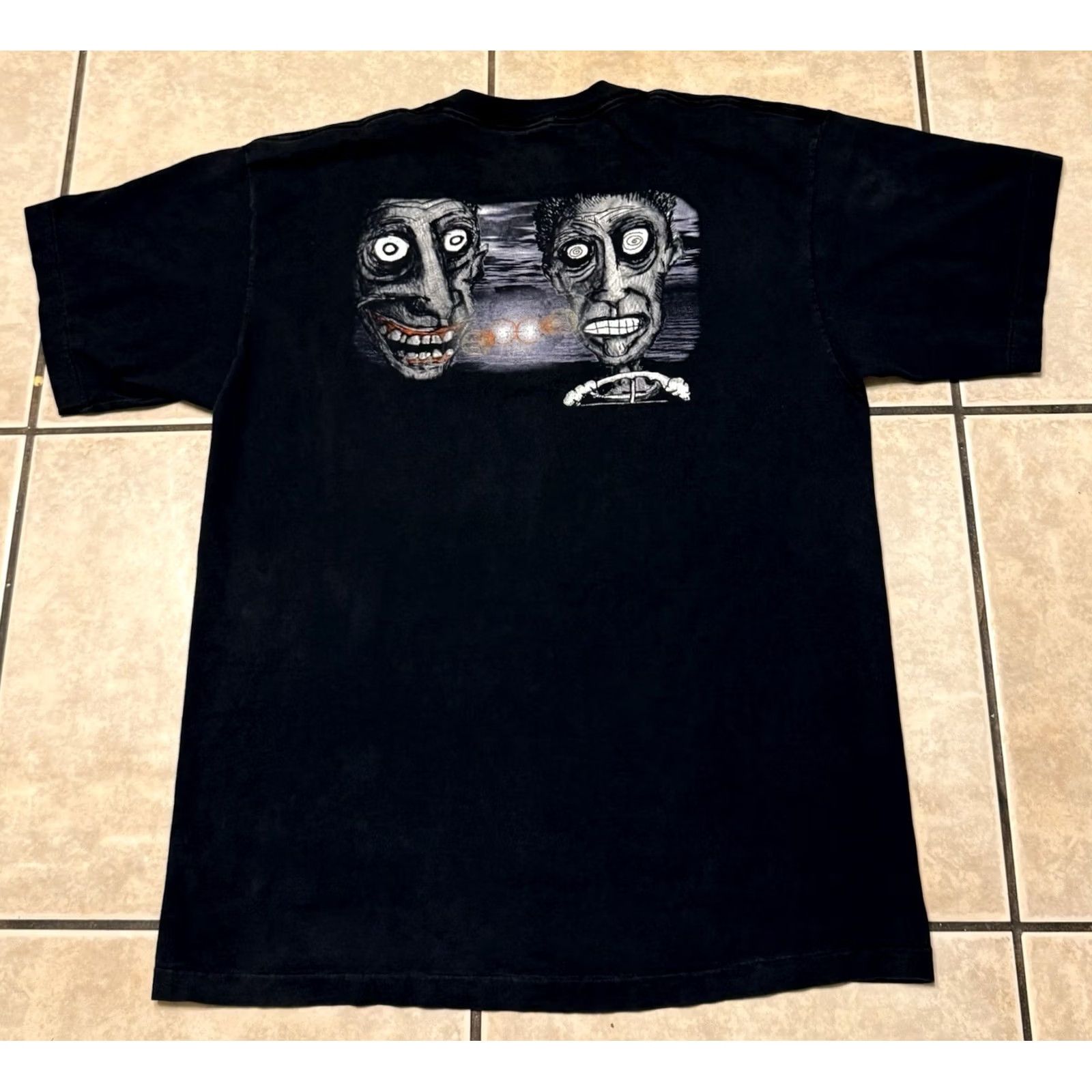 Vintage VINTAGE Primus Tales From The Punchbowl Shirt XL Black Short Sleeve Crew Neck Graphic Print 90s Band Rock Halloween Hippie Music Winterland"} Size US XL / EU 56 / 4 - 2 Thumbnail