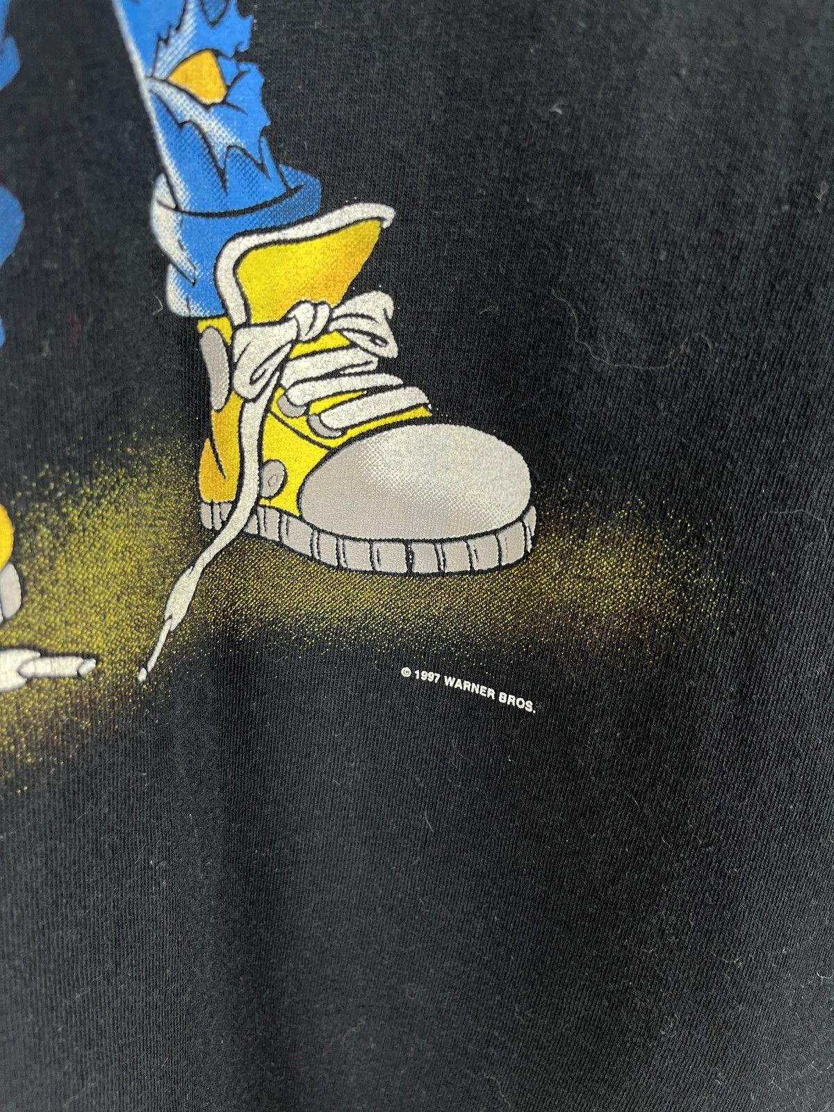 Vintage Screen Stars Vintage 1997 Looney Tunes Warner Bros Tee Size US L / EU 52-54 / 3 - 9 Thumbnail