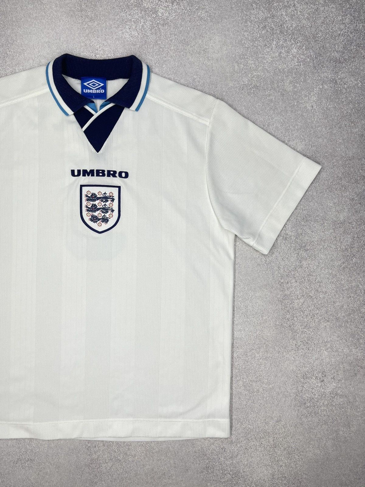 Umbro Vintage Umbro England 1996 Stuart Pearce 3 Soccer Jersey Y2K Size US L / EU 52-54 / 3 - 3 Thumbnail