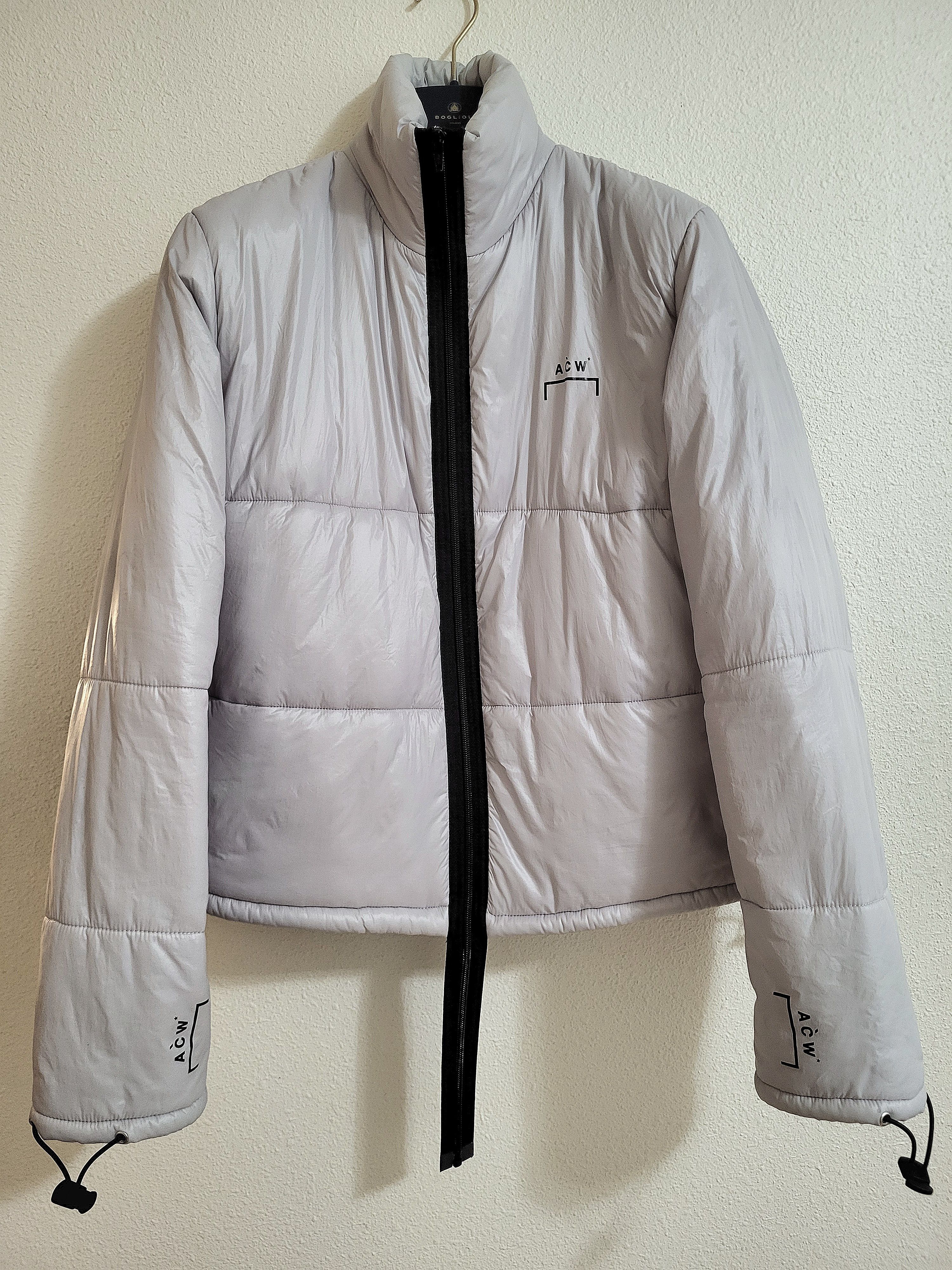 A-COLD-WALL* A Cold Wall* Logo Quilted Light Grey Puffer Size US S / EU 44-46 / 1 - 1 Thumbnail
