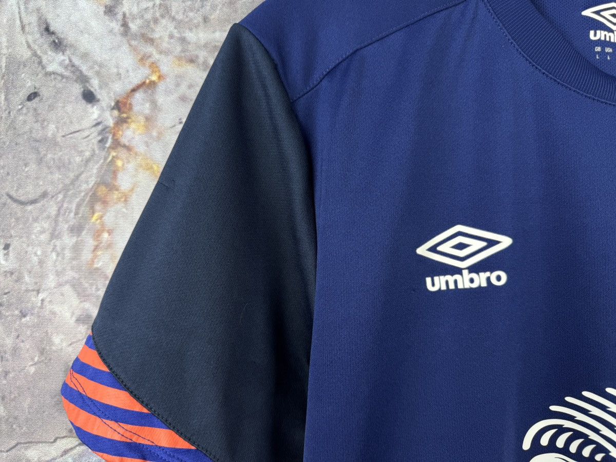 Umbro Men’s Everton FC Umbro Chang Sponsor Football Jersey Size L Size US L / EU 52-54 / 3 - 7 Thumbnail