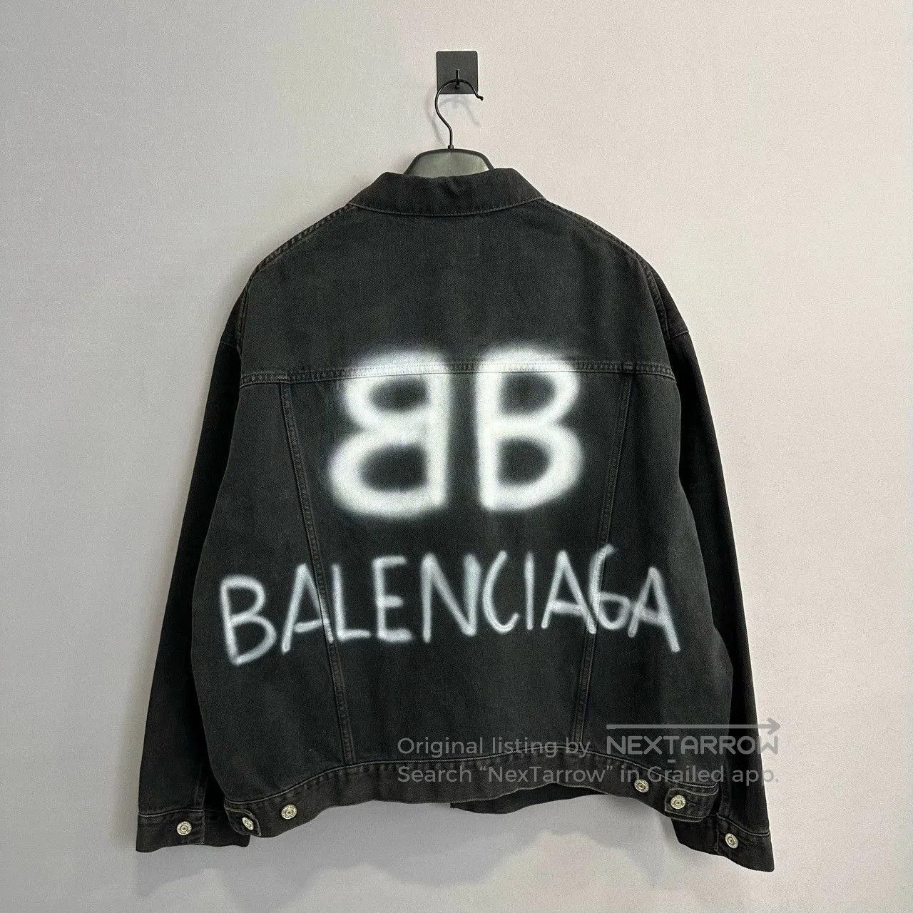 Balenciaga balenciaga graffiti spray denim jacket size S. Size US S / EU 44-46 / 1 - 1 Thumbnail