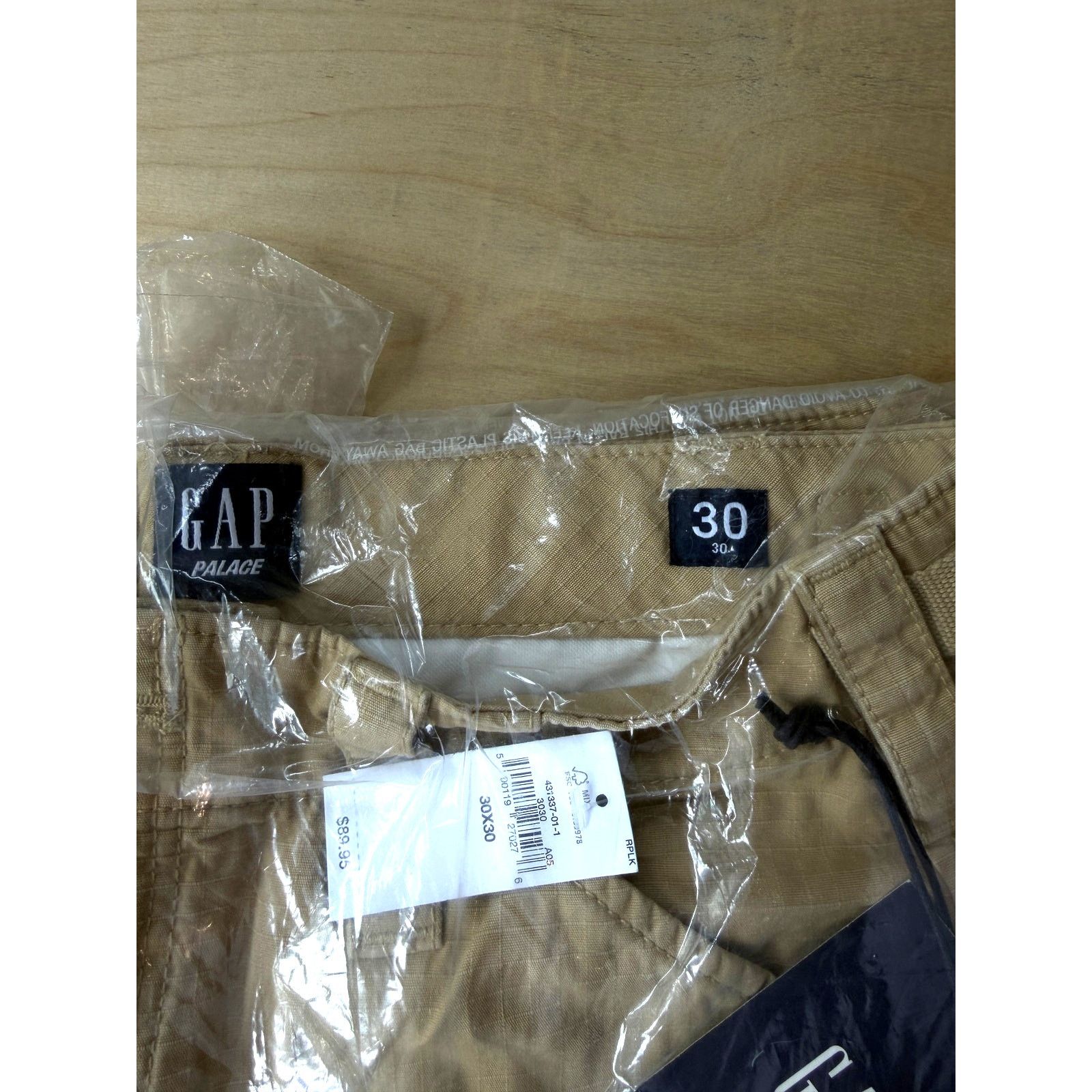 Gap Palace x Gap Cargo Pants Khaki W34 L30 NWT W30 L30 Size US 30 / EU 46 - 9 Thumbnail