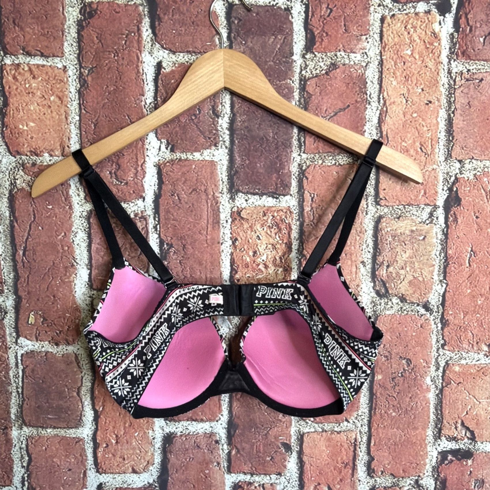 Victoria's Secret Victoria's Secret Pink Wear Everywhere Push Up Bra 34D Black Floral Underwired Velvet 34 Band Womens Size ONE SIZE - 3 Thumbnail