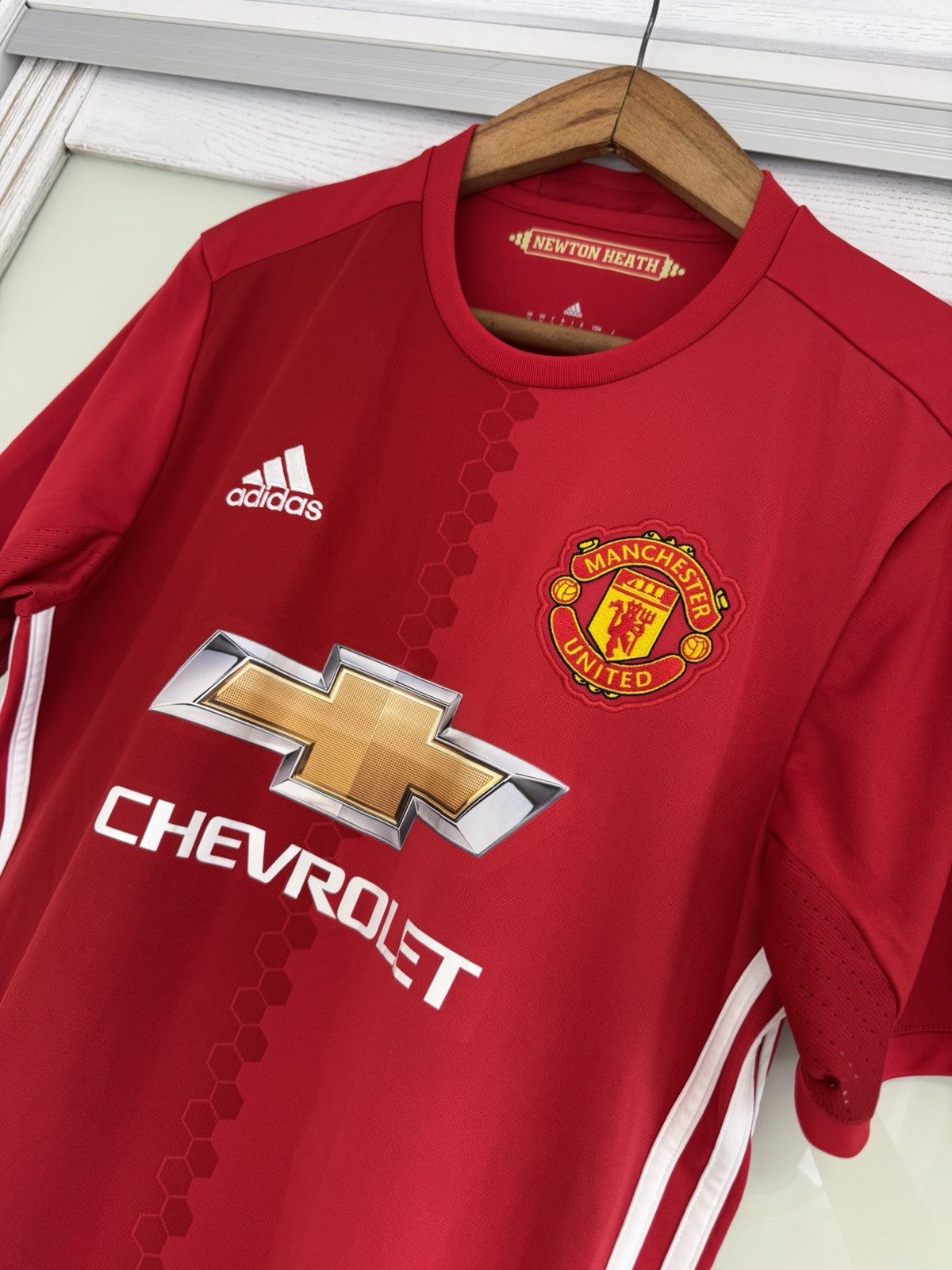Adidas Manchester United 2016-2017 Home Soccer Jersey Football Kit Size US M / EU 48-50 / 2 - 5 Thumbnail