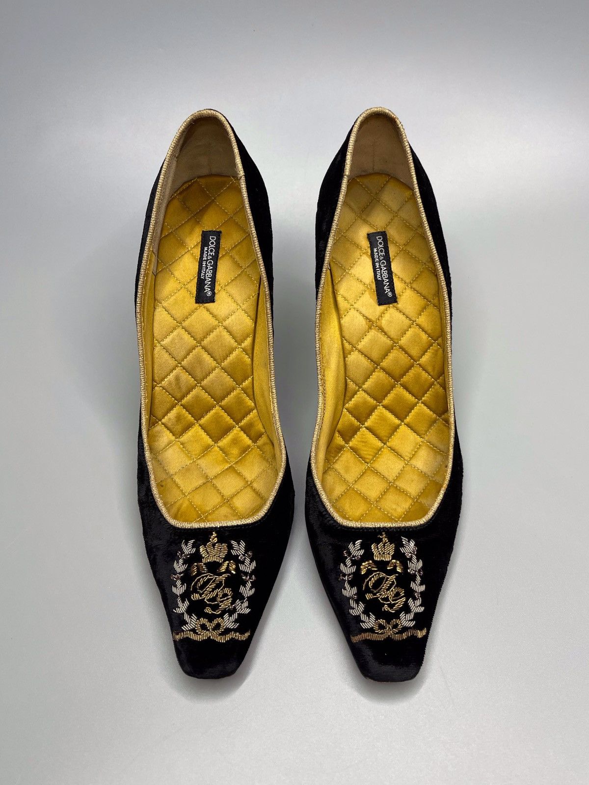 Rare Dolce Gabbana Velour Heels