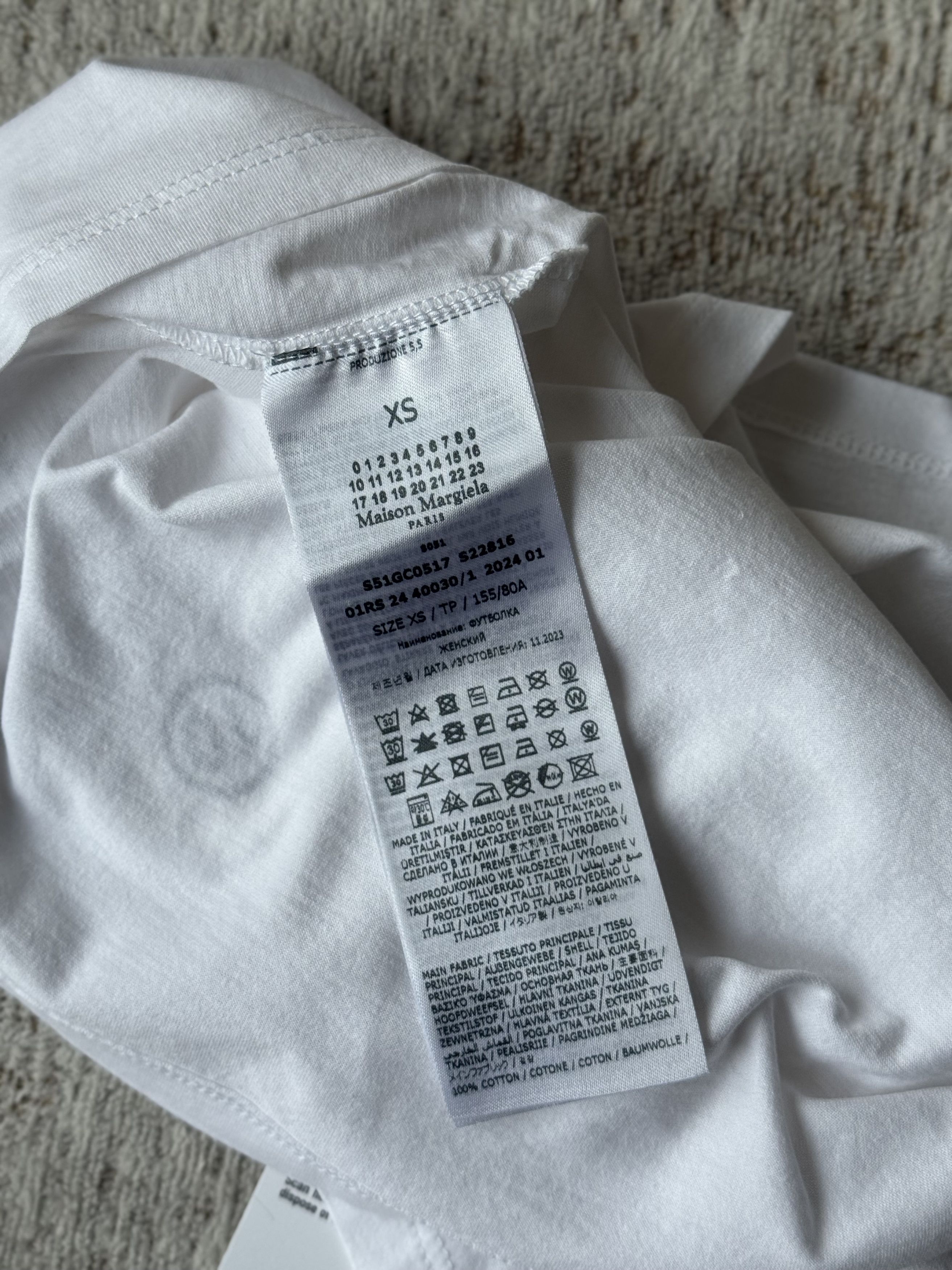 Maison Margiela Maison Margiela tshirt | new | size xs Size XS / US 0-2 / IT 36-38 - 8 Thumbnail