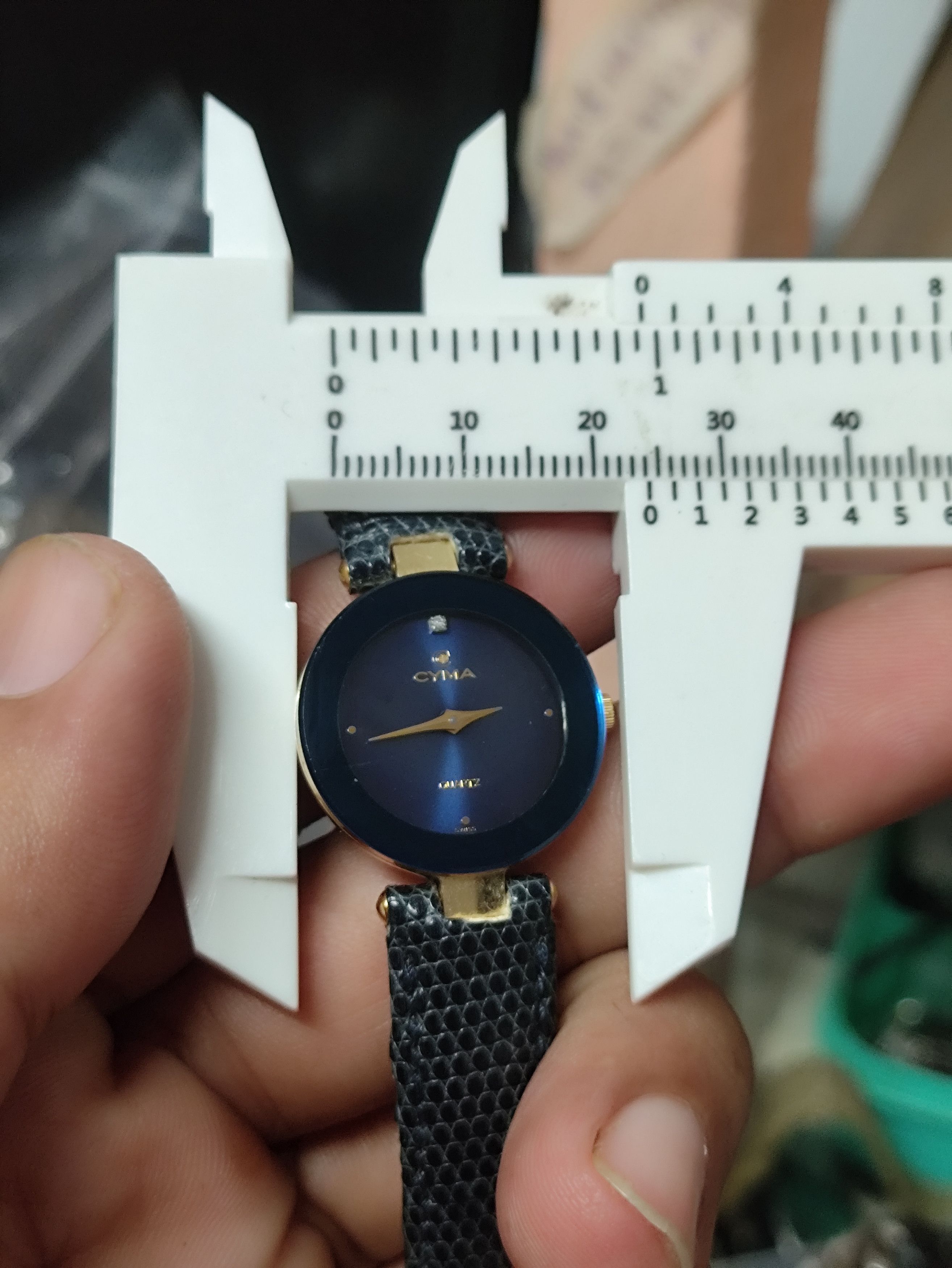 Designer × Vintage CYMA WATCH LTD (LS LOCLE SWITZERLAND) QUARTZ 906 (950123) Size ONE SIZE - 13 Thumbnail