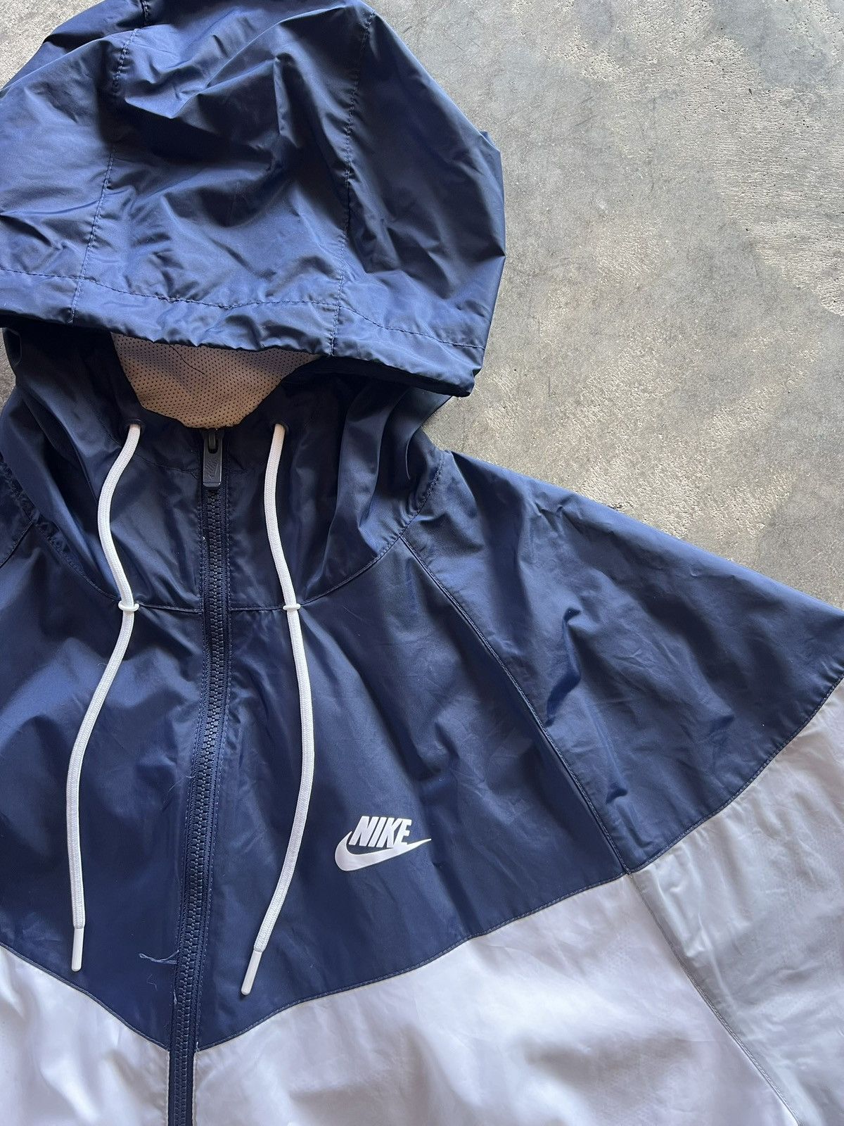 Nike Nike Windbreaker Blue/white Size US L / EU 52-54 / 3 - 2 Thumbnail