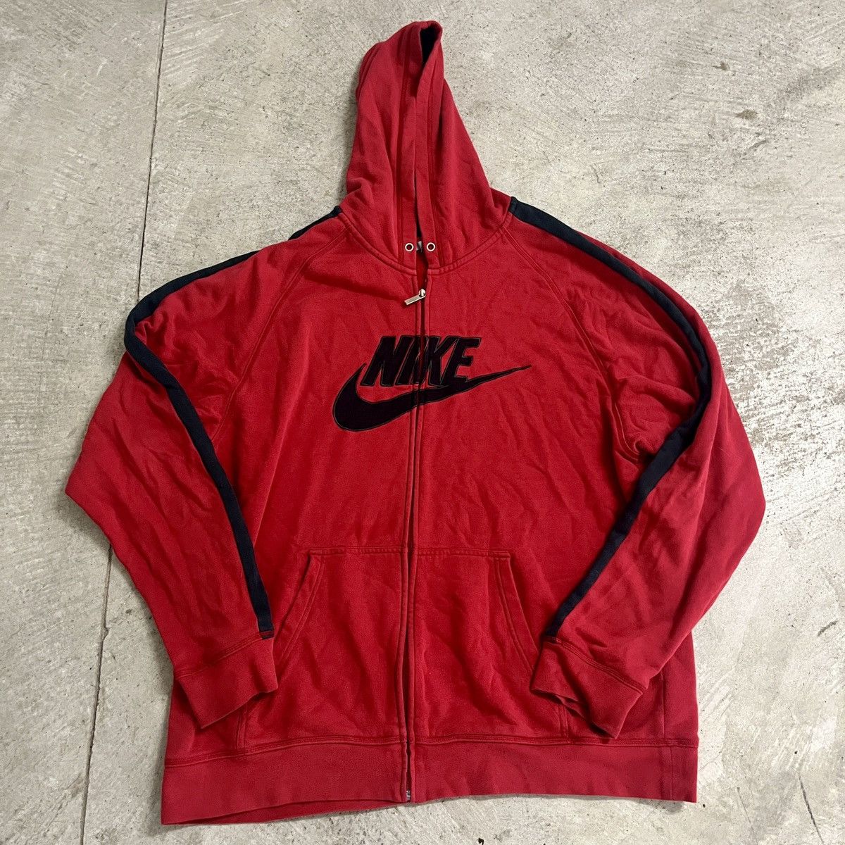 Nike Vintage Nike Hoodie Mens Spell Out Embroidered Swoosh Zip Up Size US XXL / EU 58 / 5 - 1 Thumbnail