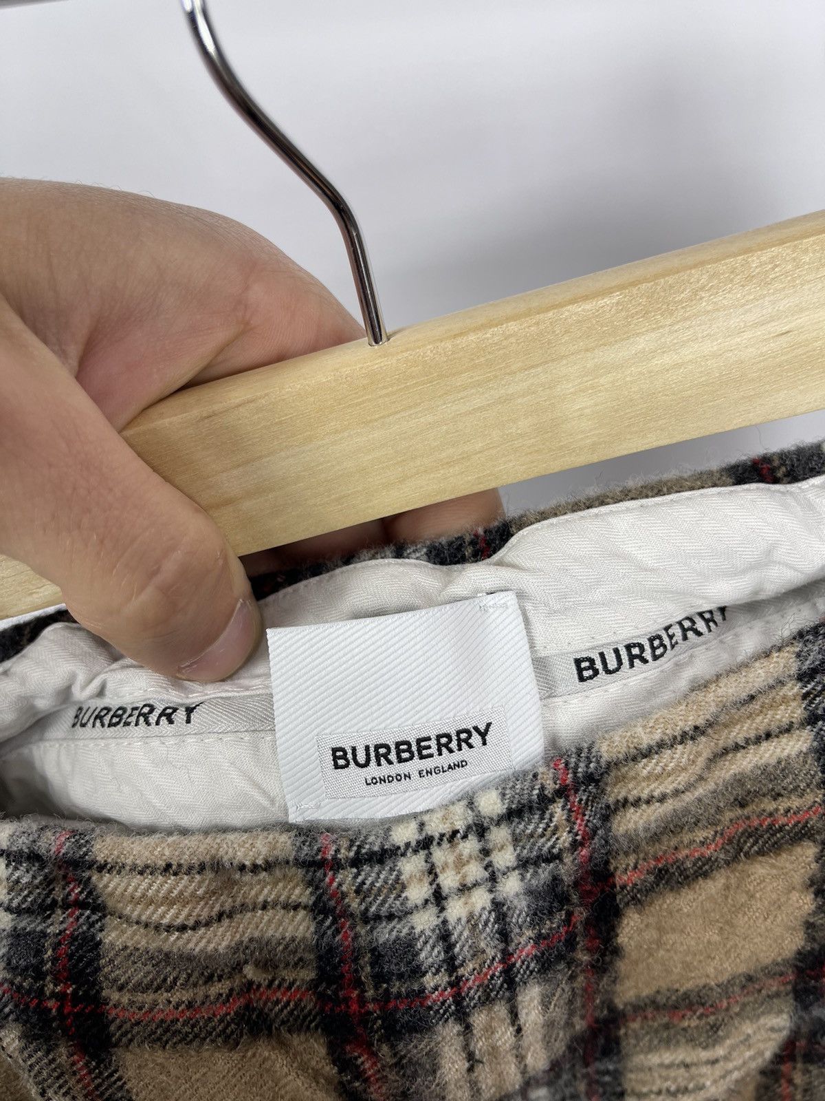 Burberry Burberry London England Short Size S 100% Lana Wool Size 25" / US 0 / IT 36 - 4 Thumbnail