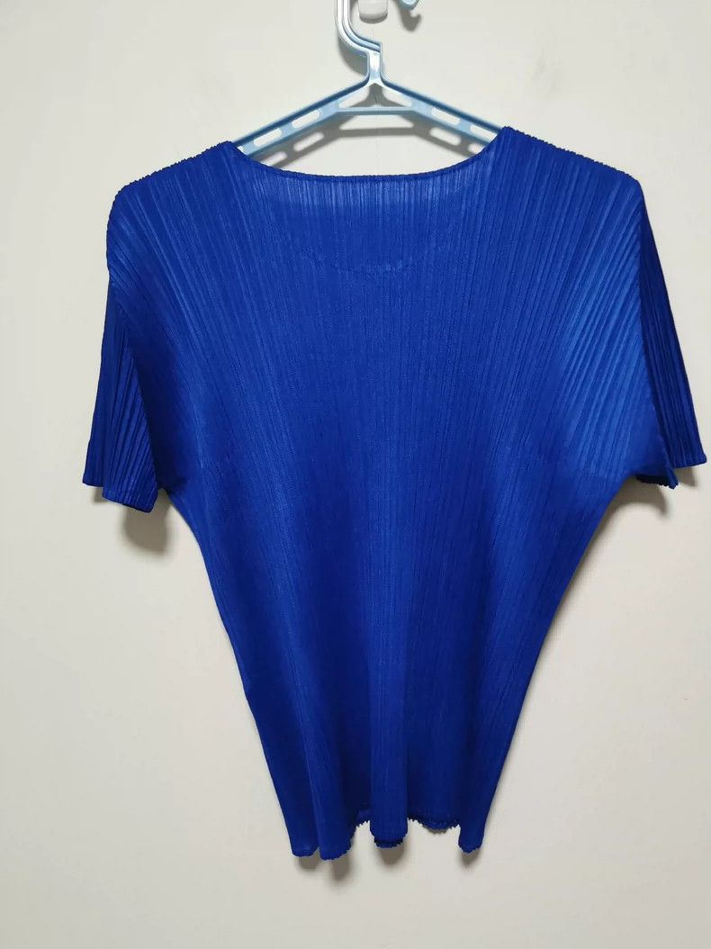 Issey Miyake Issey Miyake size:4 Blue detergent laundry liquid top Size S / US 4 / IT 40 - 2 Thumbnail