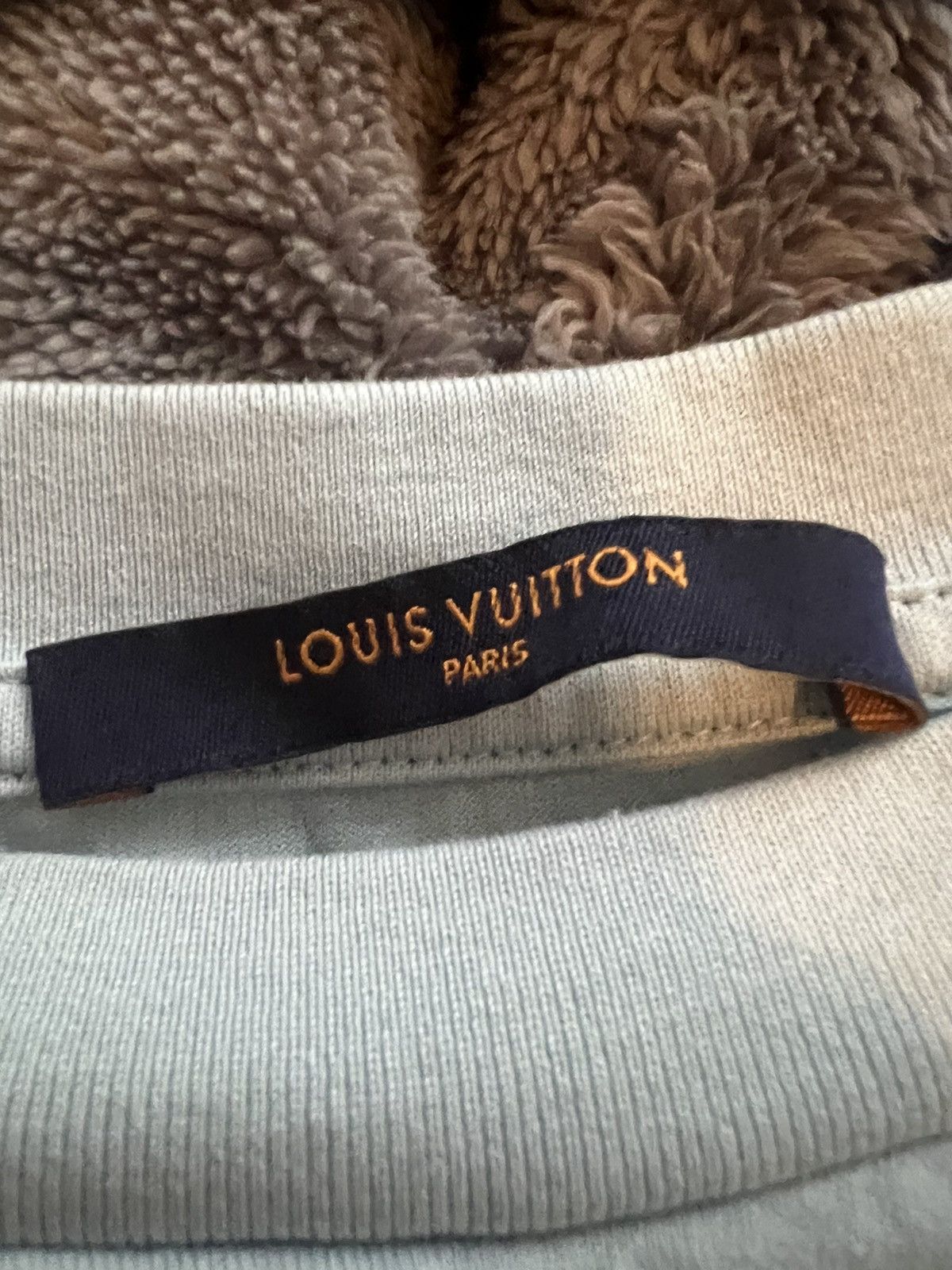 Louis Vuitton Louis Vuitton Baby Blue LVSE Monogram Gradient T-Shirt Size US XL / EU 56 / 4 - 3 Thumbnail