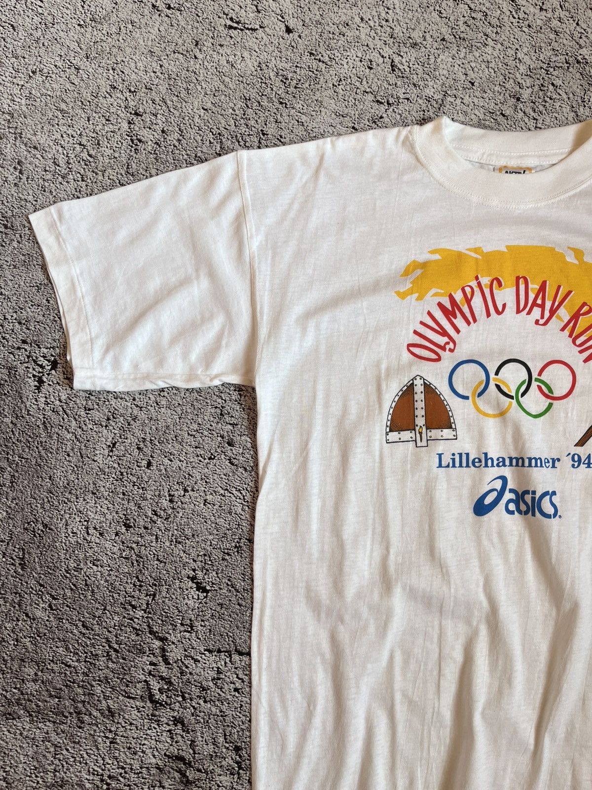 Asics × Vintage Vintage Lillehammer ’94 Olympic Day Run ASICS T-Shirt Size US XL / EU 56 / 4 - 2 Thumbnail