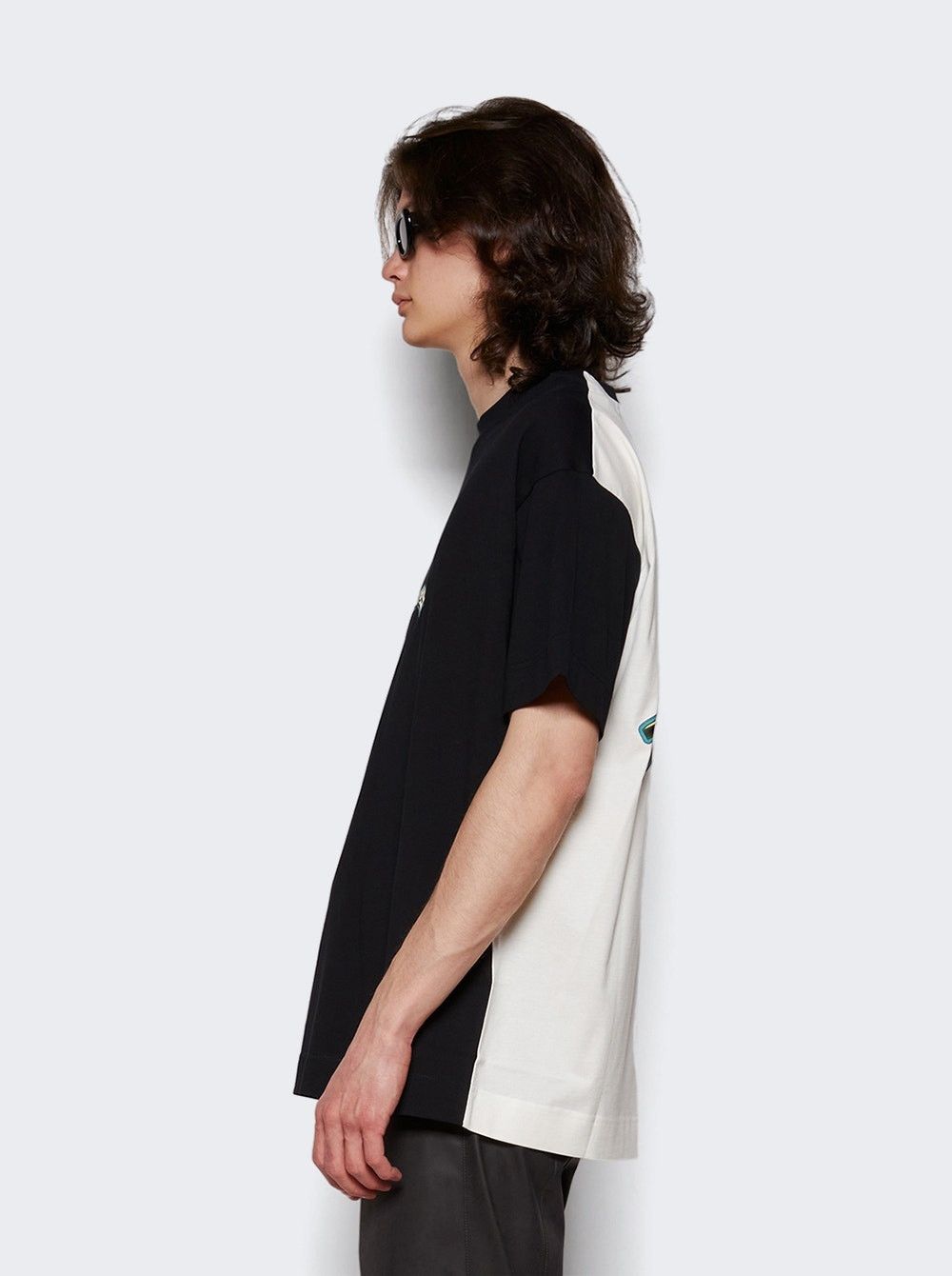 Givenchy o1w1db10325 Standard Short Sleeves Base in Black Size US L / EU 52-54 / 3 - 4 Thumbnail