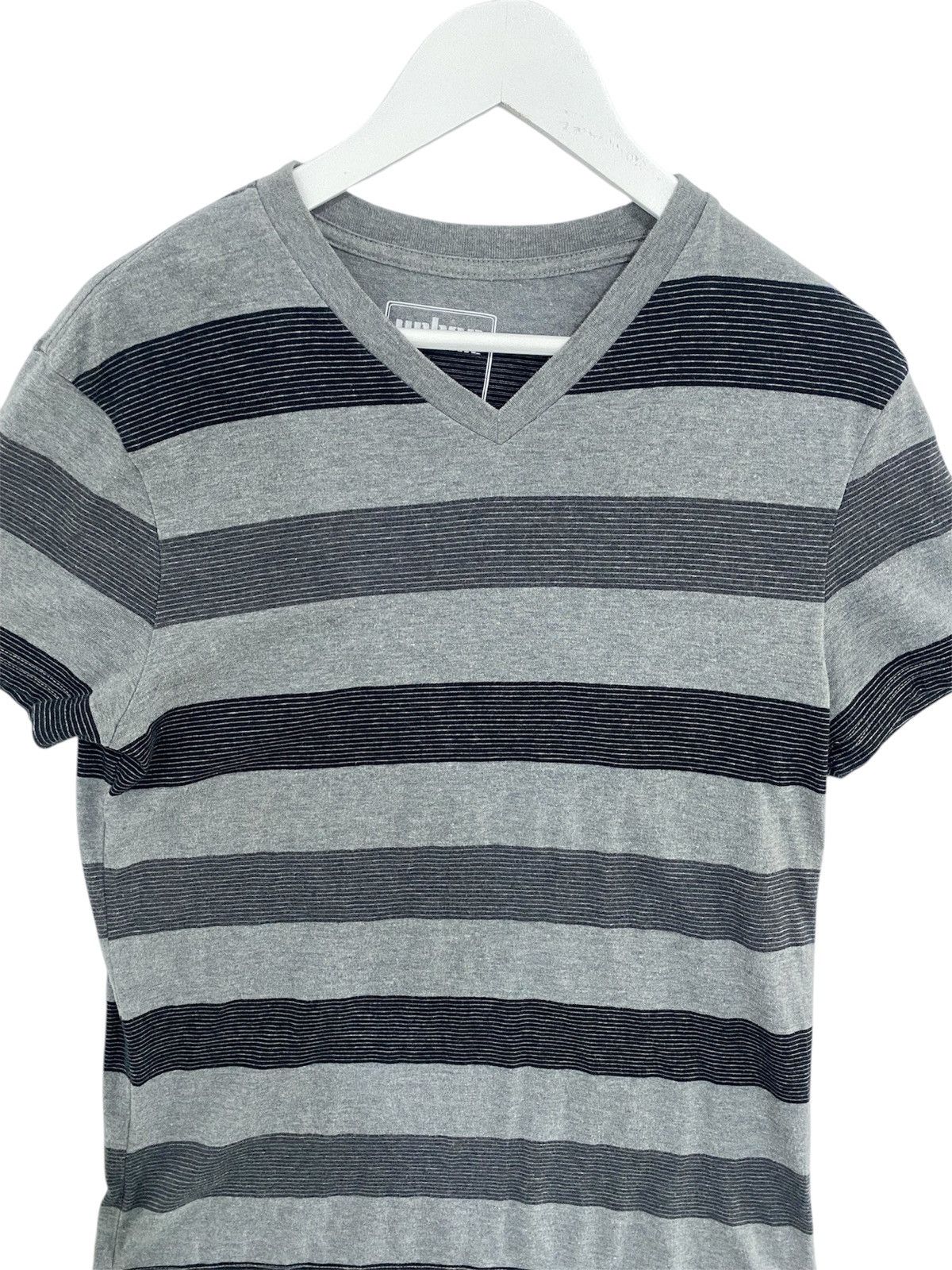 Japanese Brand Urban Pipeline V neck T shirt Size US S / EU 44-46 / 1 - 2 Thumbnail