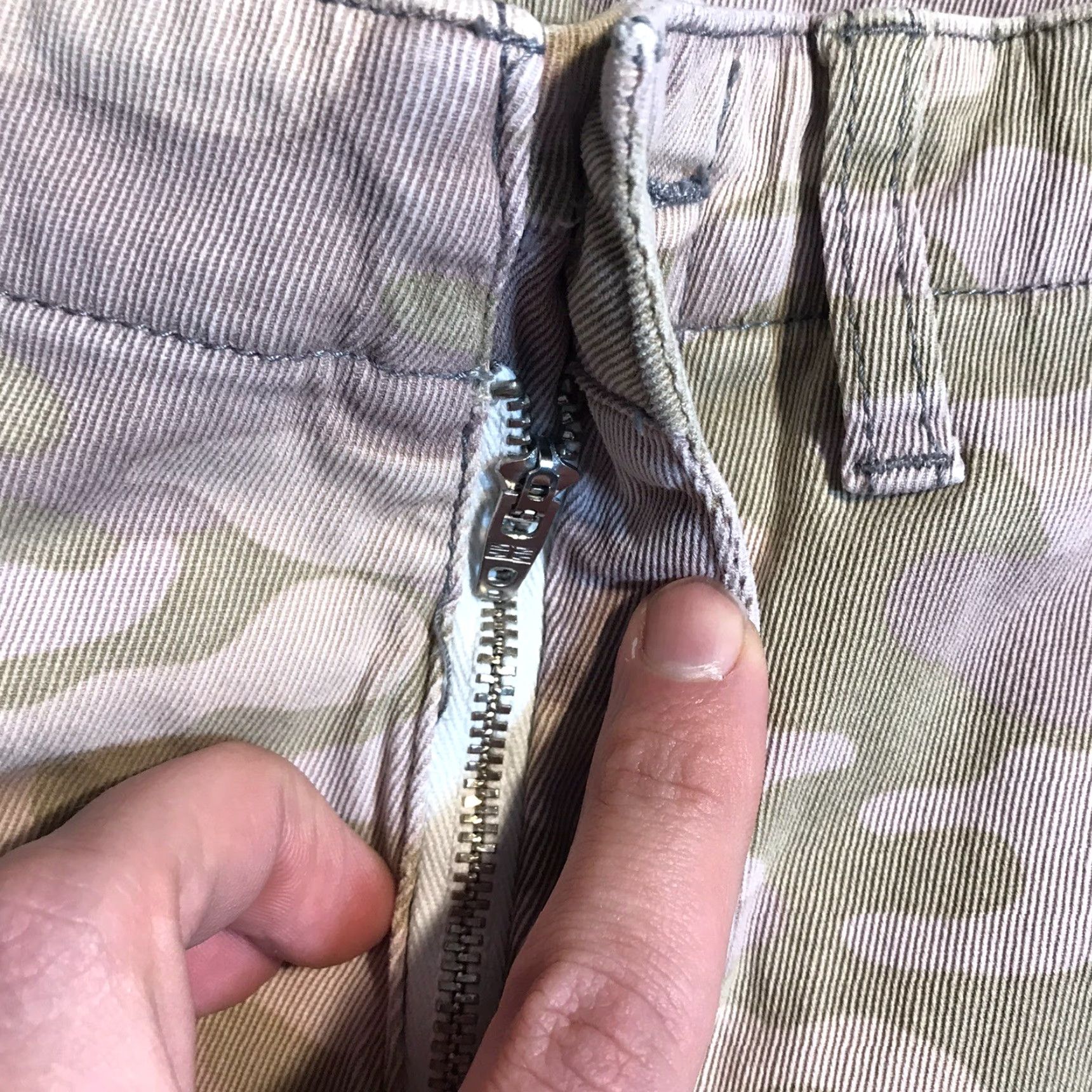 Vintage Hudson Cargo Pants Camouflage Womens Tag 28 X 27 Inseam Scam Wash Code Size 28" / US 6 / IT 42 - 5 Thumbnail