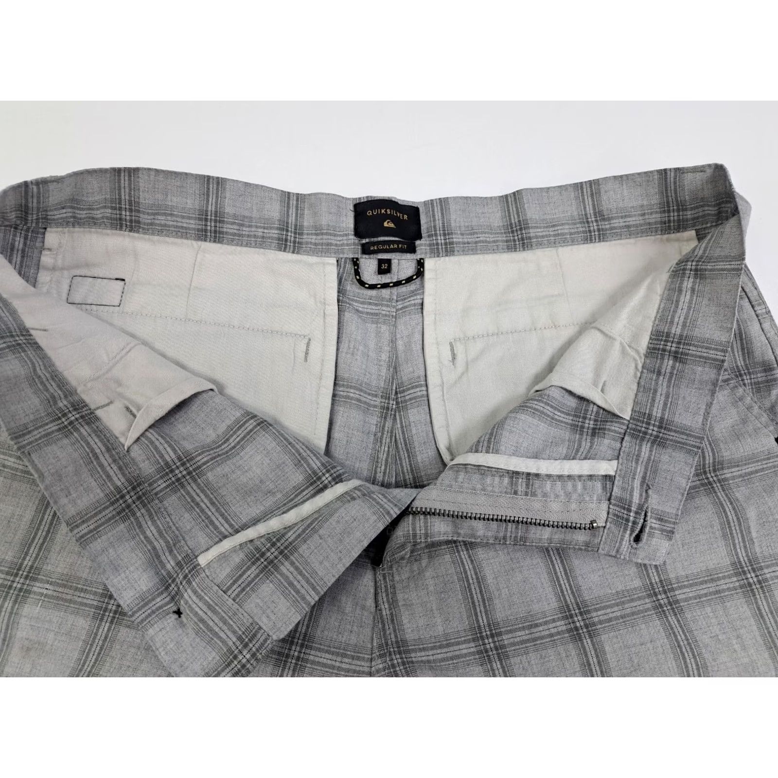 Vintage Quiksilver Shorts Chino Regular Mens 32 Grey Striped Logo Embroidered Pocket 9in Inseam Canvas Button Fly Size US 32 / EU 48 - 5 Thumbnail