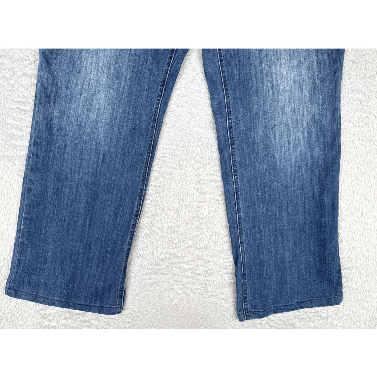 Vintage Secrets Straight Jeans Womens 16 Blue Medium Wash High Rise Relaxed Denim 36x29 Jeans Womens Size 38" / US 16 / IT 52 - 2 Thumbnail