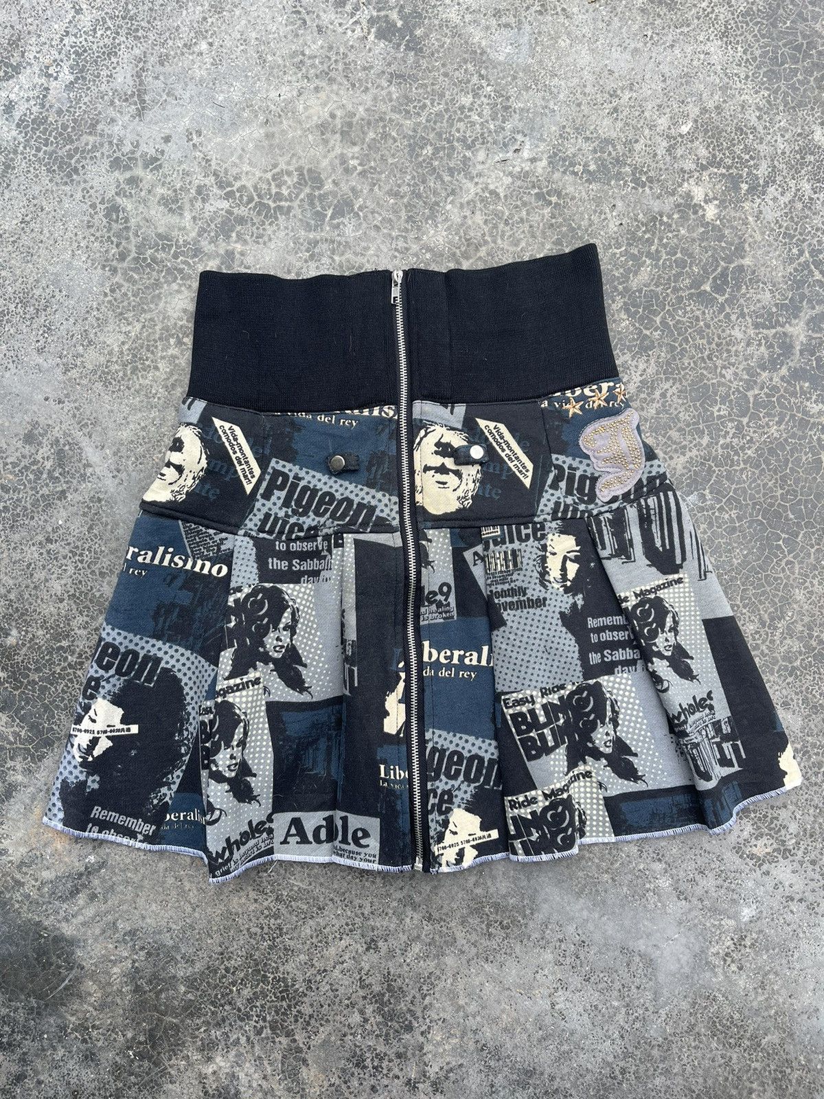 Japanese Brand × Seditionaries Wild & Gramourous Full Print bondage skirt Size 28" / US 6 / IT 42 - 1 Thumbnail
