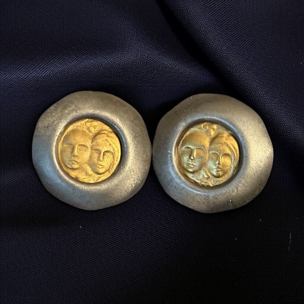Vintage Rare vintage Jonette Jewelry two tone faces post earrings Size ONE SIZE - 1 Thumbnail