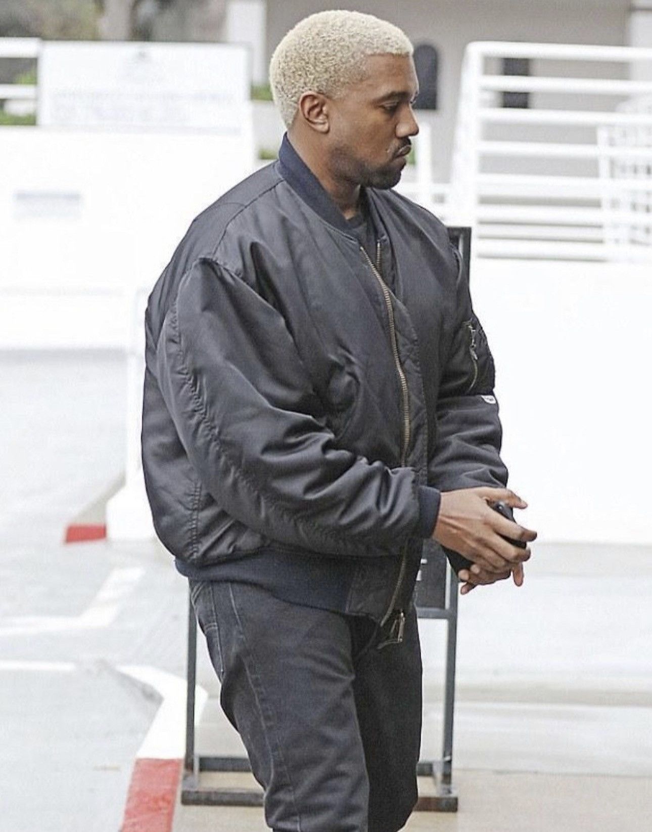 The Unbranded Brand bomber jacket Size US L / EU 52-54 / 3 - 1 Thumbnail