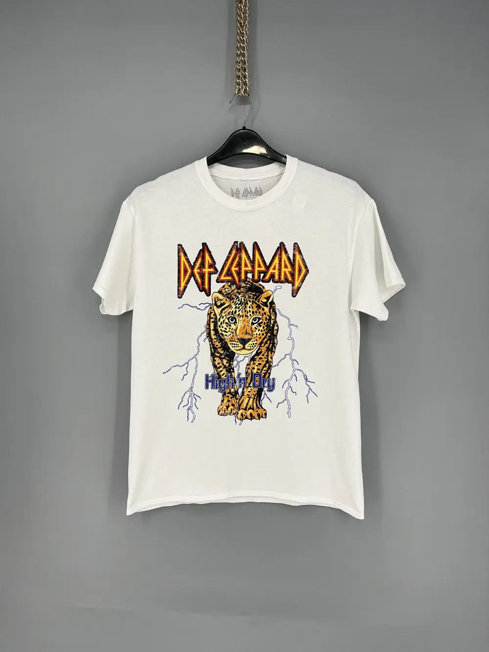 Band Tees VINTAGE Y2K DEF LEPPARD BAND TEE SIZE S Size US S / EU 44-46 / 1 - 2 Thumbnail