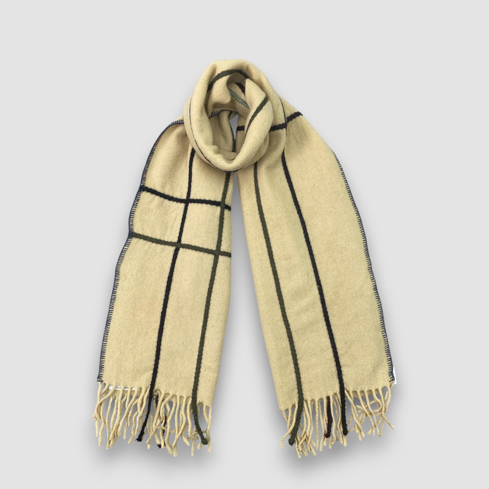 Paul Smith Vintage Paul Smith Scarf Muffler Wool Fringe Winter Scarves Size ONE SIZE - 1 Thumbnail