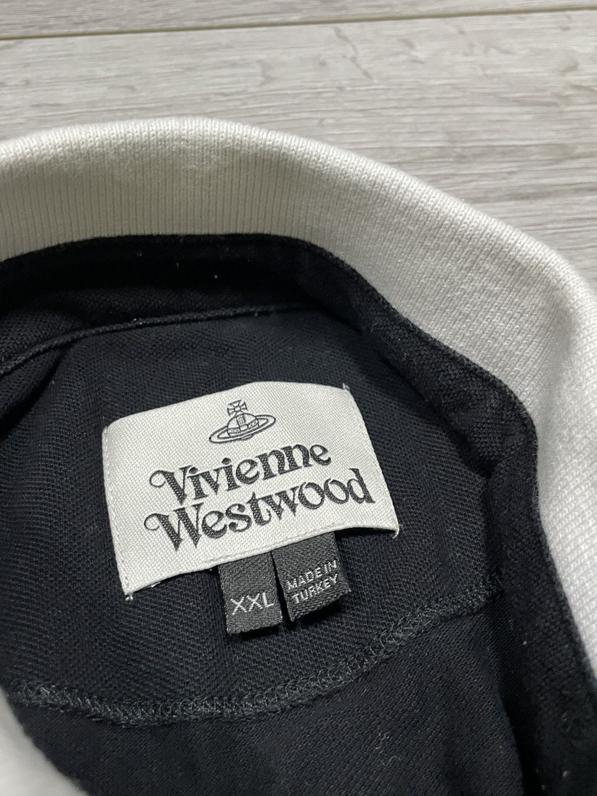 Vivienne Westwood Vivienne Westwood vintage small orb polo shirt Size US XXL / EU 58 / 5 - 6 Thumbnail
