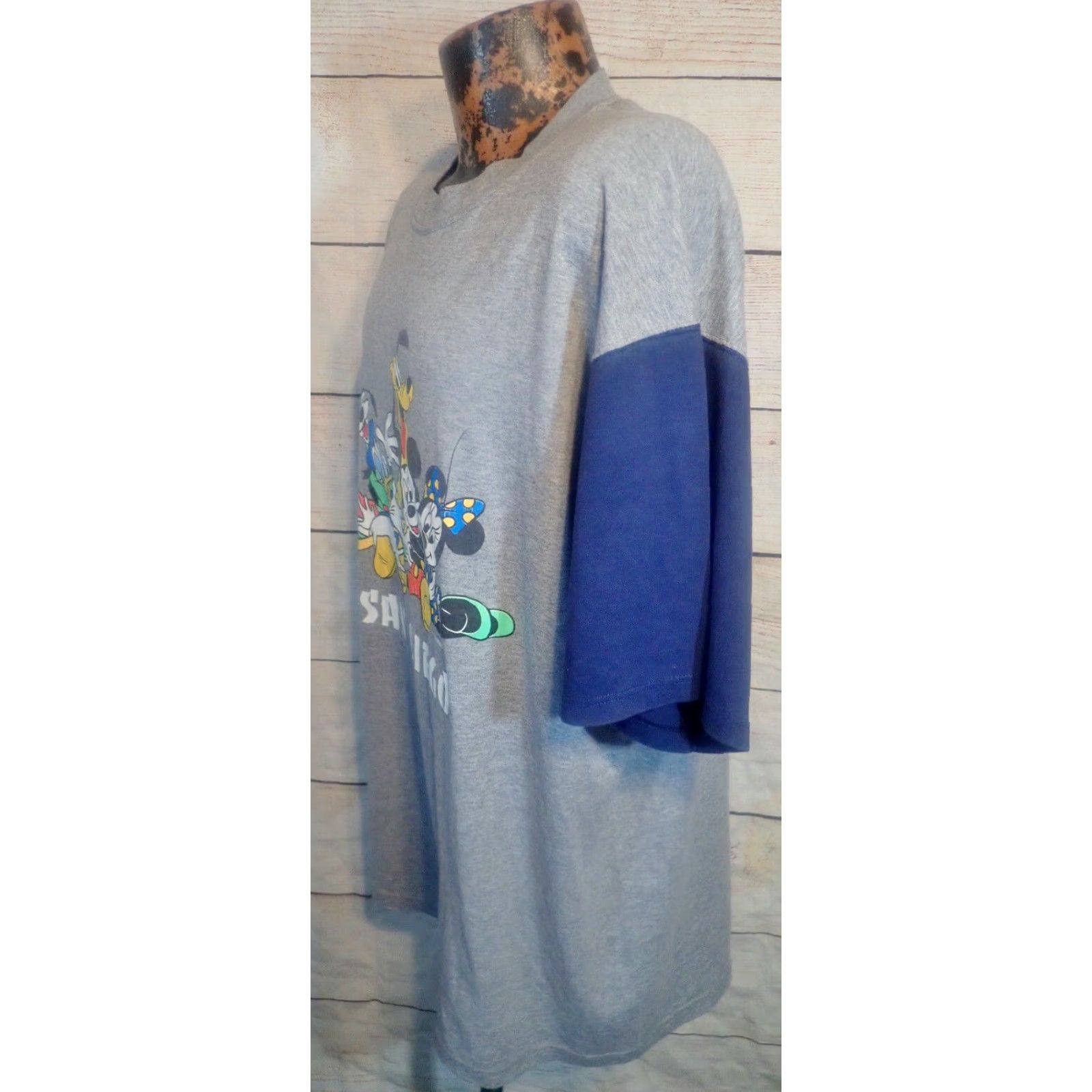 Velva Sheen VINTAGE Velva Sheen Mens T-Shirt XL 90s Disney Mickey Mouse Goofy Donald Duck Pluto California USA San Diego Size US XL / EU 56 / 4 - 2 Thumbnail