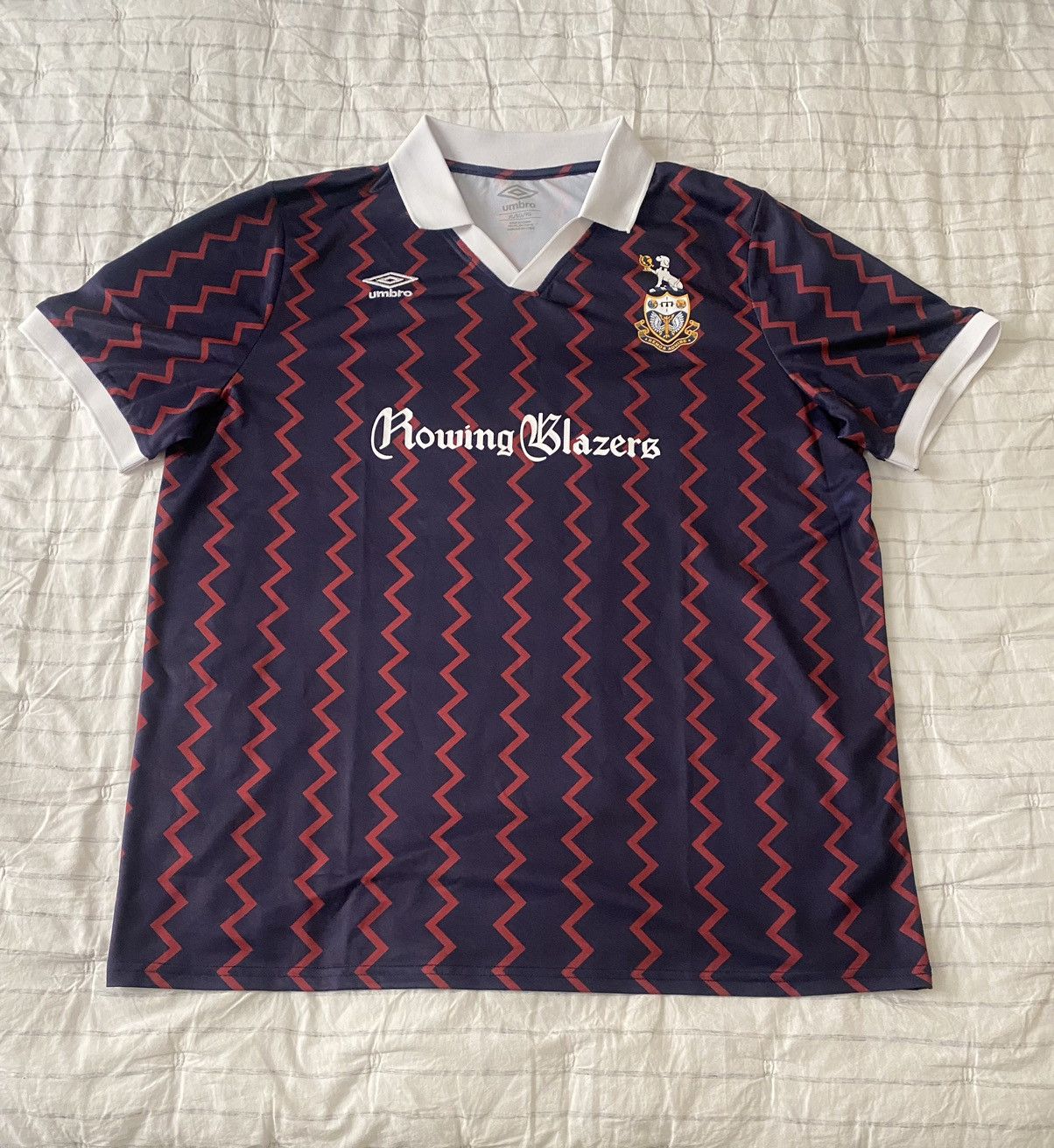 Rowing Blazers × Umbro Rowing Blazers x Umbro Zig Zag Soccer Jersey XL Size US XL / EU 56 / 4 - 3 Thumbnail