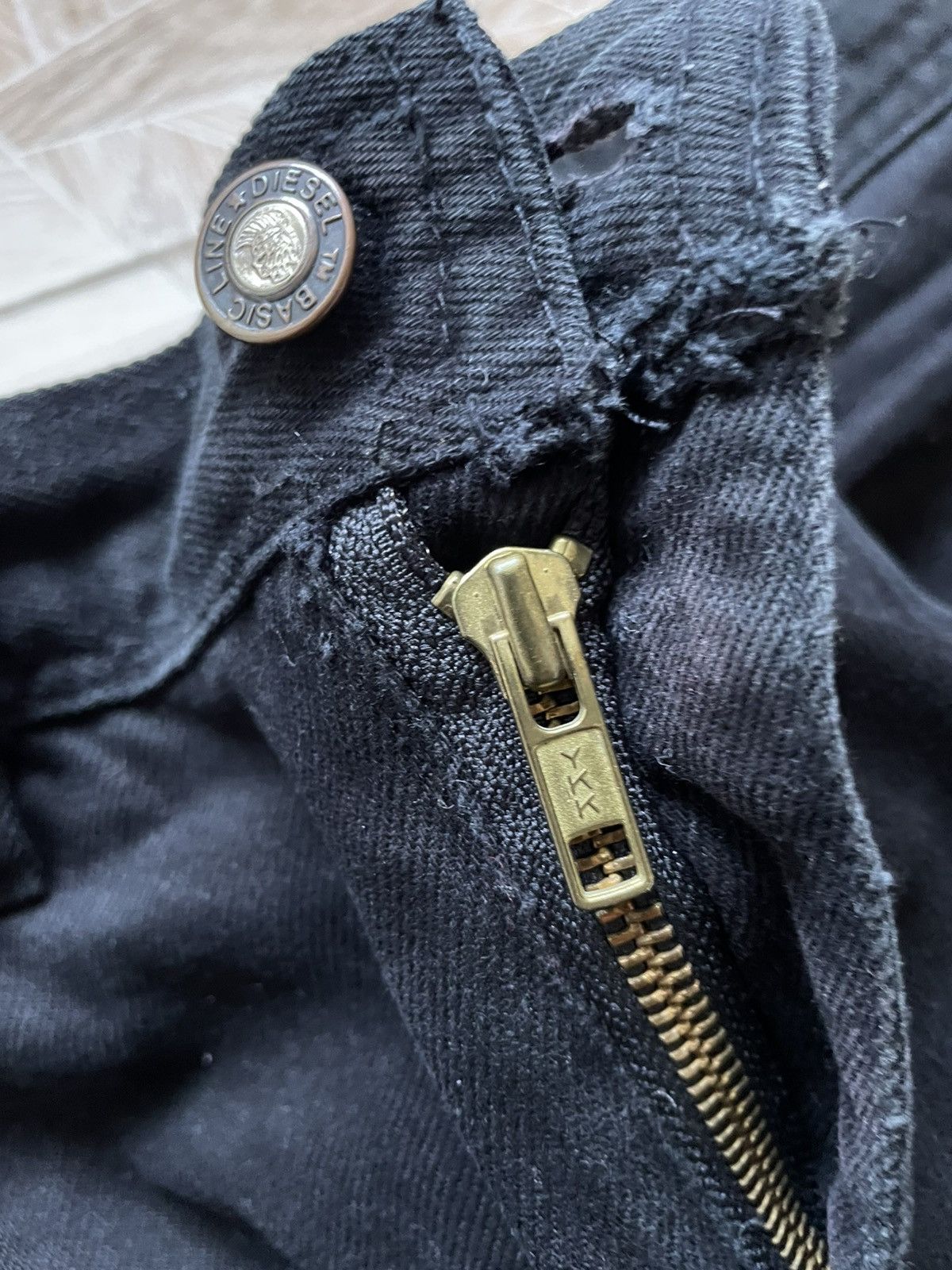 Diesel Y2K Archive Vintage Diesel Saddle Trade Mark 32 Black Denim Size US 32 / EU 48 - 11 Thumbnail