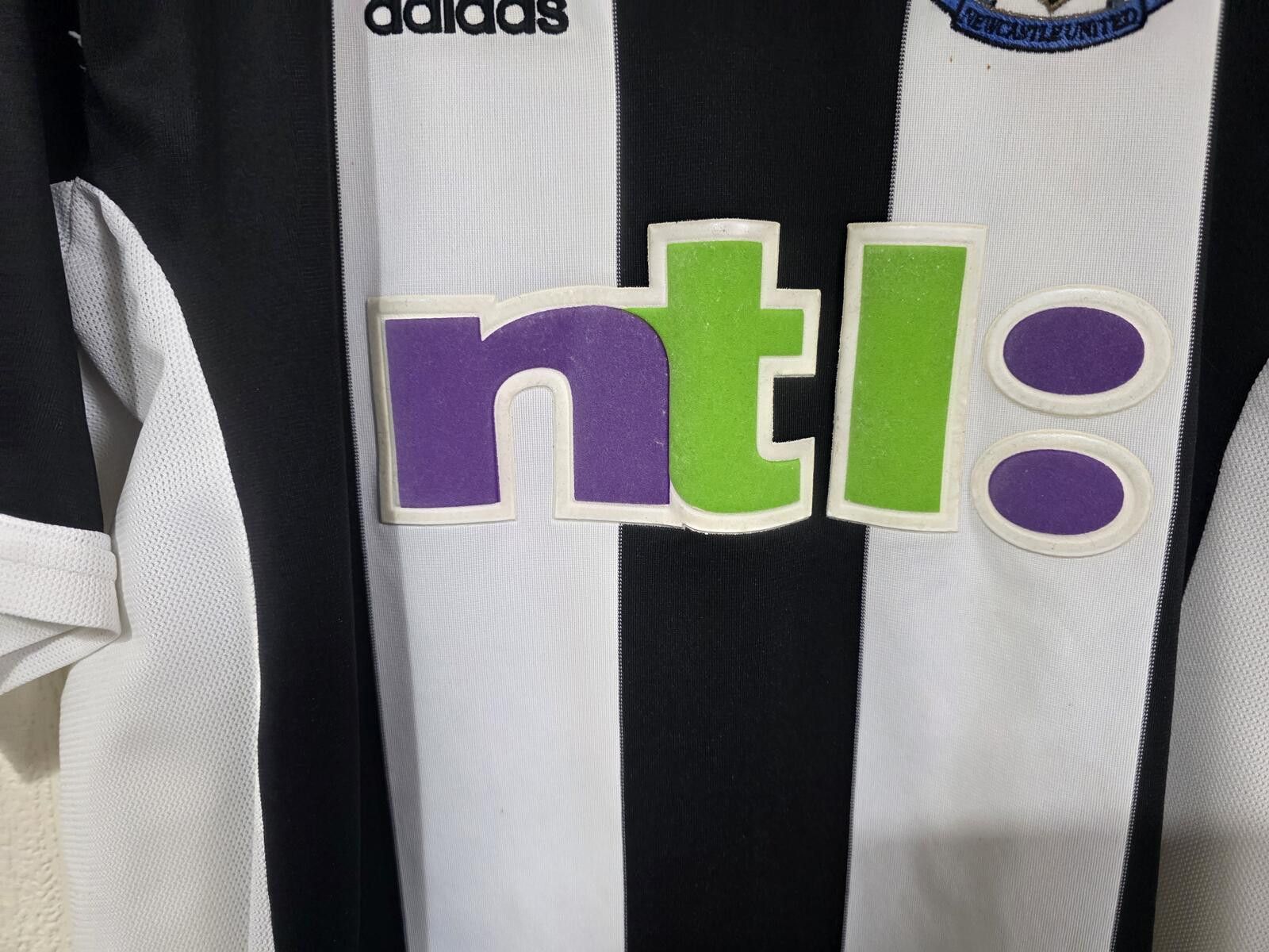 Adidas Newcastle United 2001/03 Adidas Home Shirt - XL Size US XL / EU 56 / 4 - 2 Thumbnail