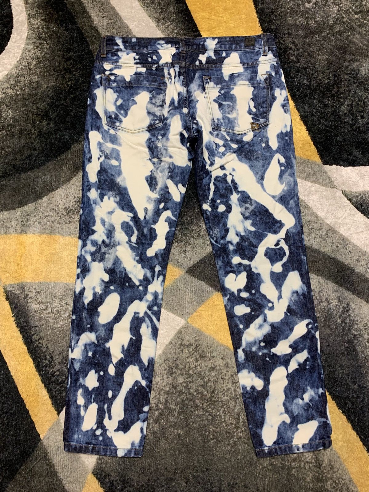 Alexander McQueen Alexander McQueen Jeans Acid Wash Size ONE SIZE - 2 Thumbnail