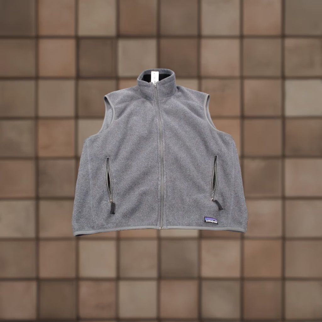 Patagonia Patagonia Vest Jacket Mens M Gray Fleece Synchilla Jumper Hiking Camping 25184 Size US M / EU 48-50 / 2 - 1 Thumbnail
