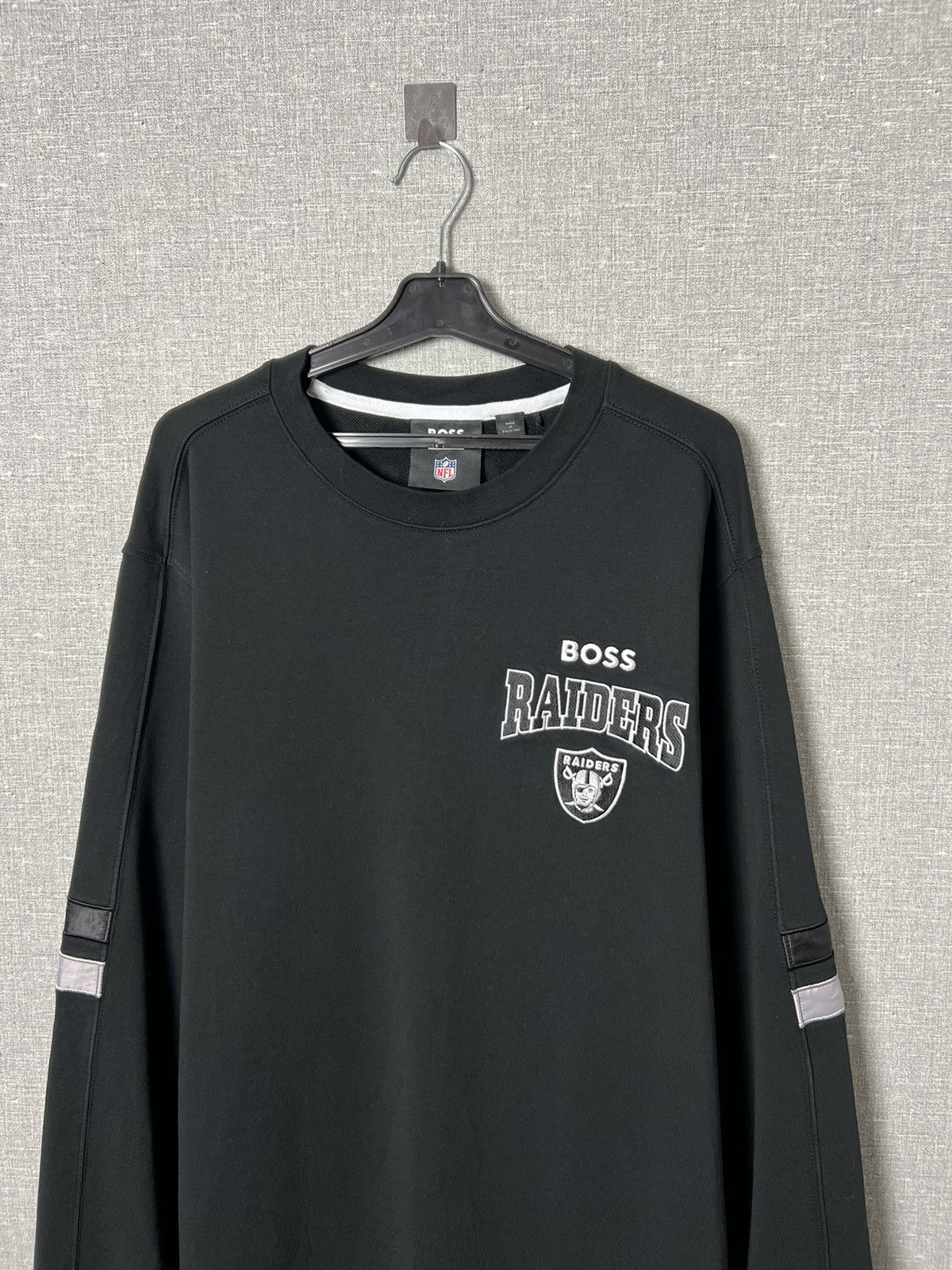 Hugo Boss BOSS x NFL Las Vegas Raiders Drive Crew Pullover Sweatshirt Size US XXL / EU 58 / 5 - 3 Thumbnail