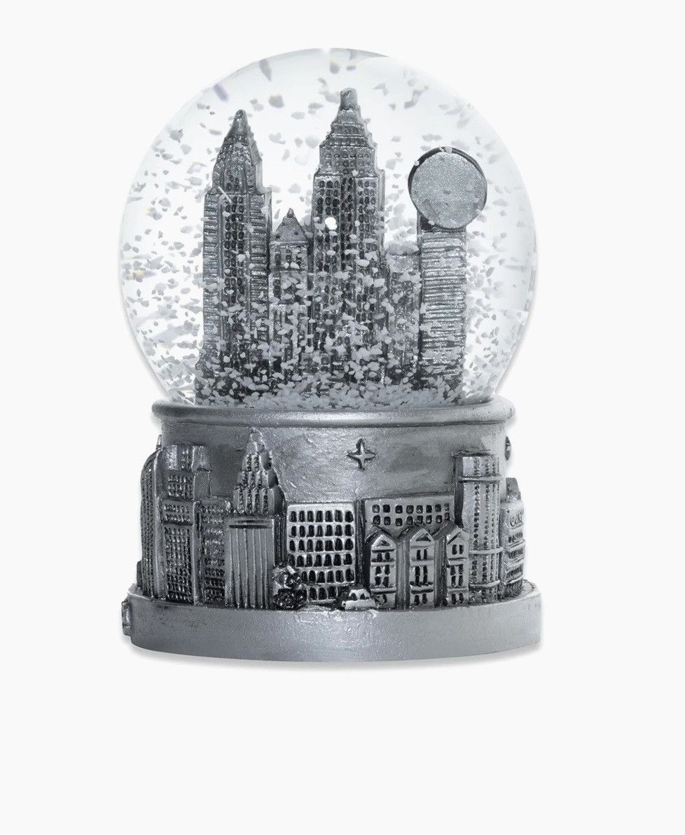 HIDDEN Hidden NY Snowy Snow Globe Size ONE SIZE - 2 Thumbnail