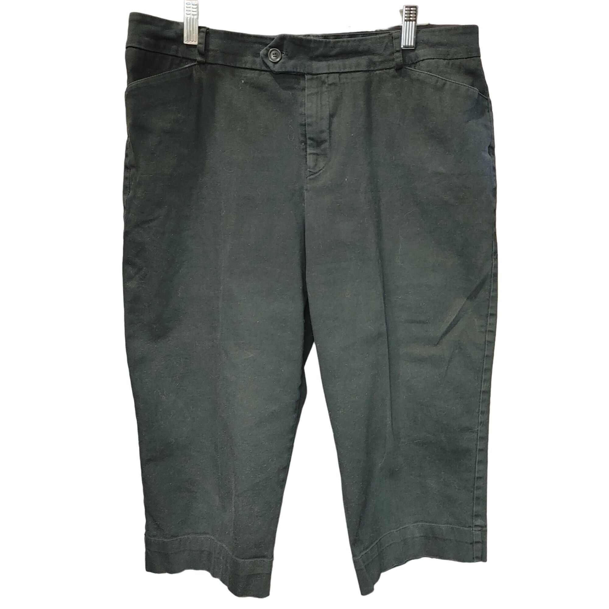 Other St.John's Bay Women's Black Denim Knee Length Jean Shorts 14 Size 36" / US 14 / IT 50 - 1 Thumbnail
