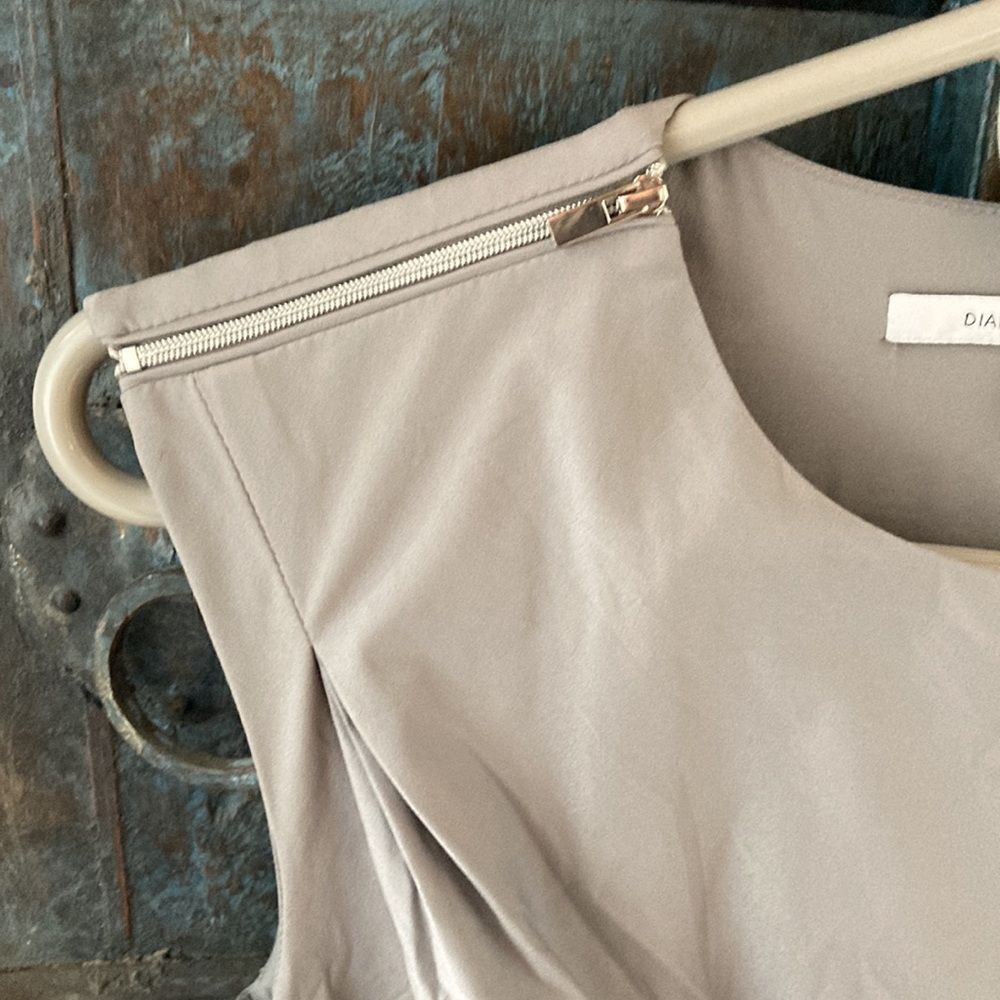 Diane von Furstenberg Diane Von Furstenberg Grey Dress Knee Length Size 4 Size S / US 4 / IT 40 - 7 Thumbnail