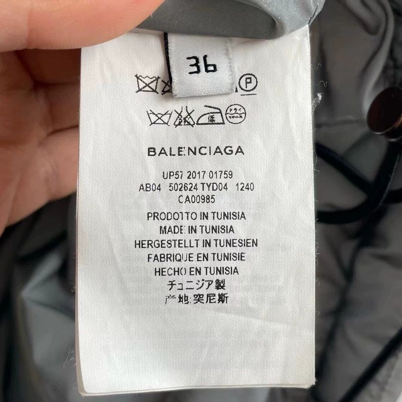 Balenciaga Balenciaga size 36 Silver-gray down jacket Size US XS / EU 42 / 0 - 7 Thumbnail